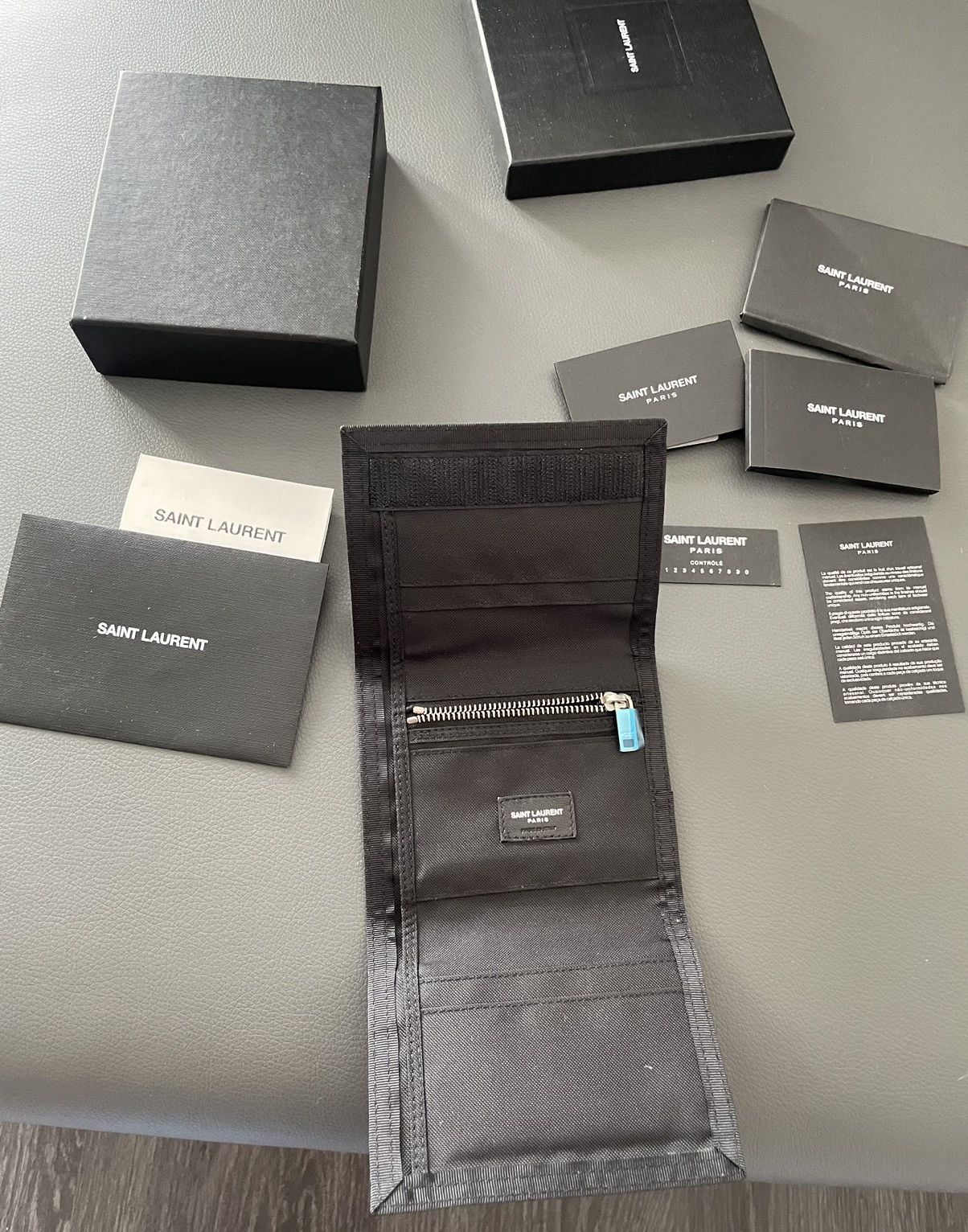 Saint Laurent Paris × Yves Saint Laurent Rare Brand NEW Runway Star Unisex Wallet Limited Edition Size ONE SIZE - 8 Thumbnail