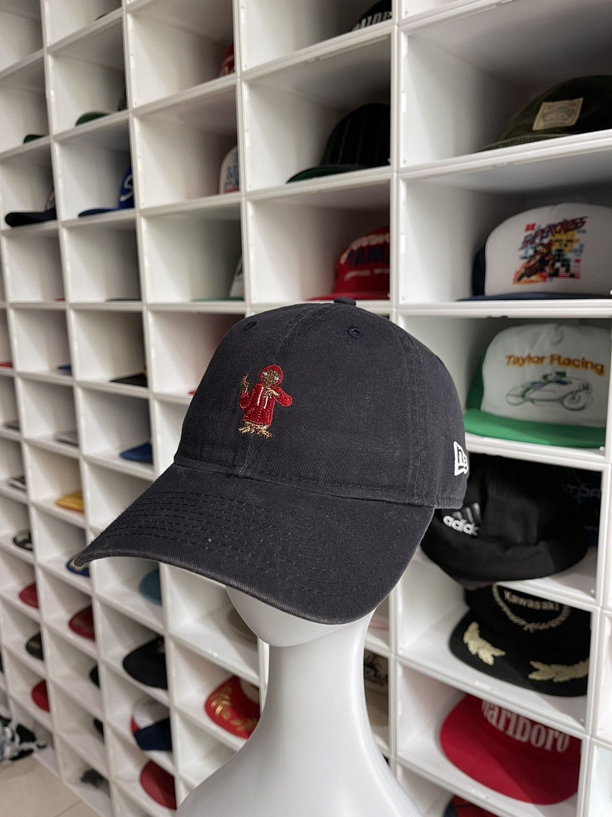 New Era X E.T Buckle Back Cap