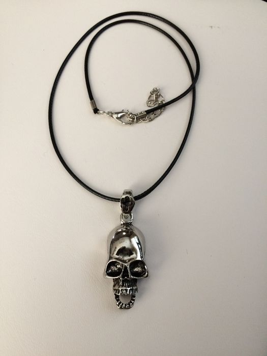 Jw Skull Pendant Stainless Steel Leather Necklace Size ONE SIZE - 1 Preview