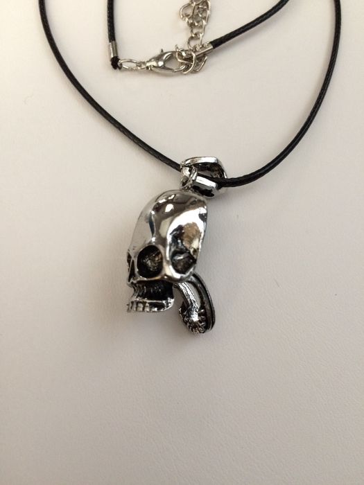 Jw Skull Pendant Stainless Steel Leather Necklace Size ONE SIZE - 4 Preview