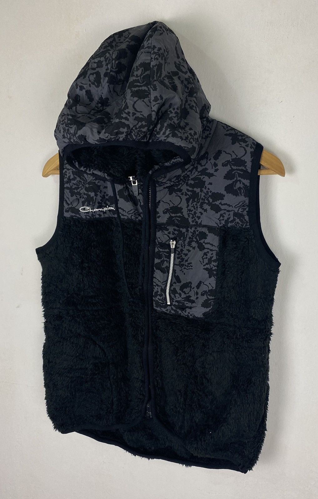 Champion Champion Sherpa Sleeveless Hoodie Size US M / EU 48-50 / 2 - 5 Thumbnail