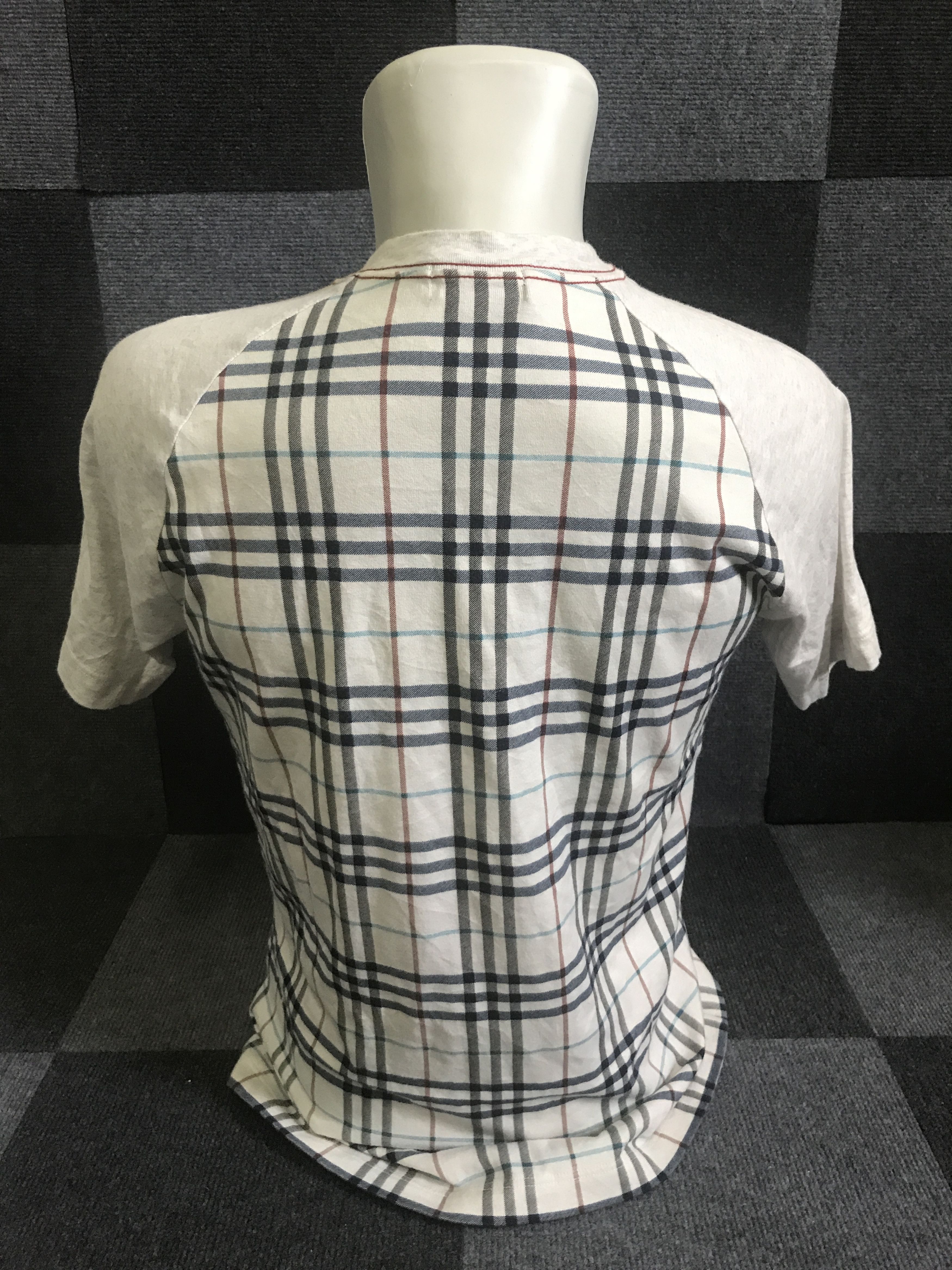 Burberry RN6 BURBERRY BLUE LABEL Raglan Novacheck Shirt Size L / US 10 / IT 46 - 5 Thumbnail