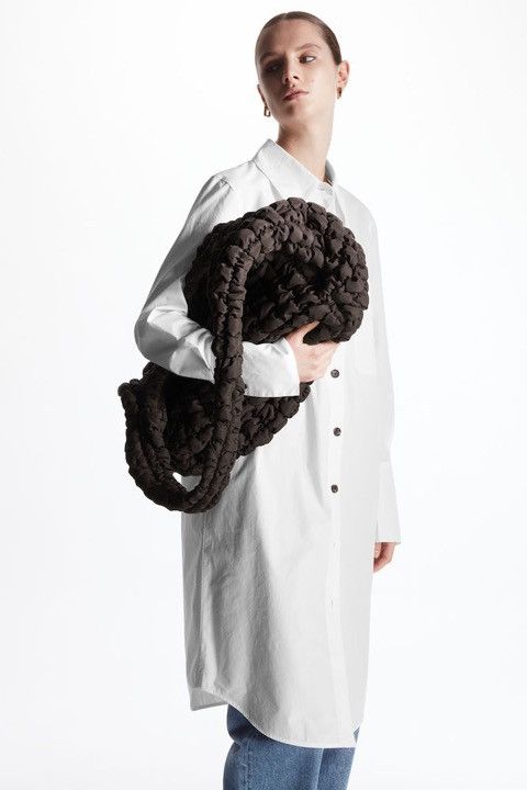Cos RECYCLED POLYESTER QUILTED OVERSIZED SHOULDER BAG Size ONE SIZE - 8 Thumbnail