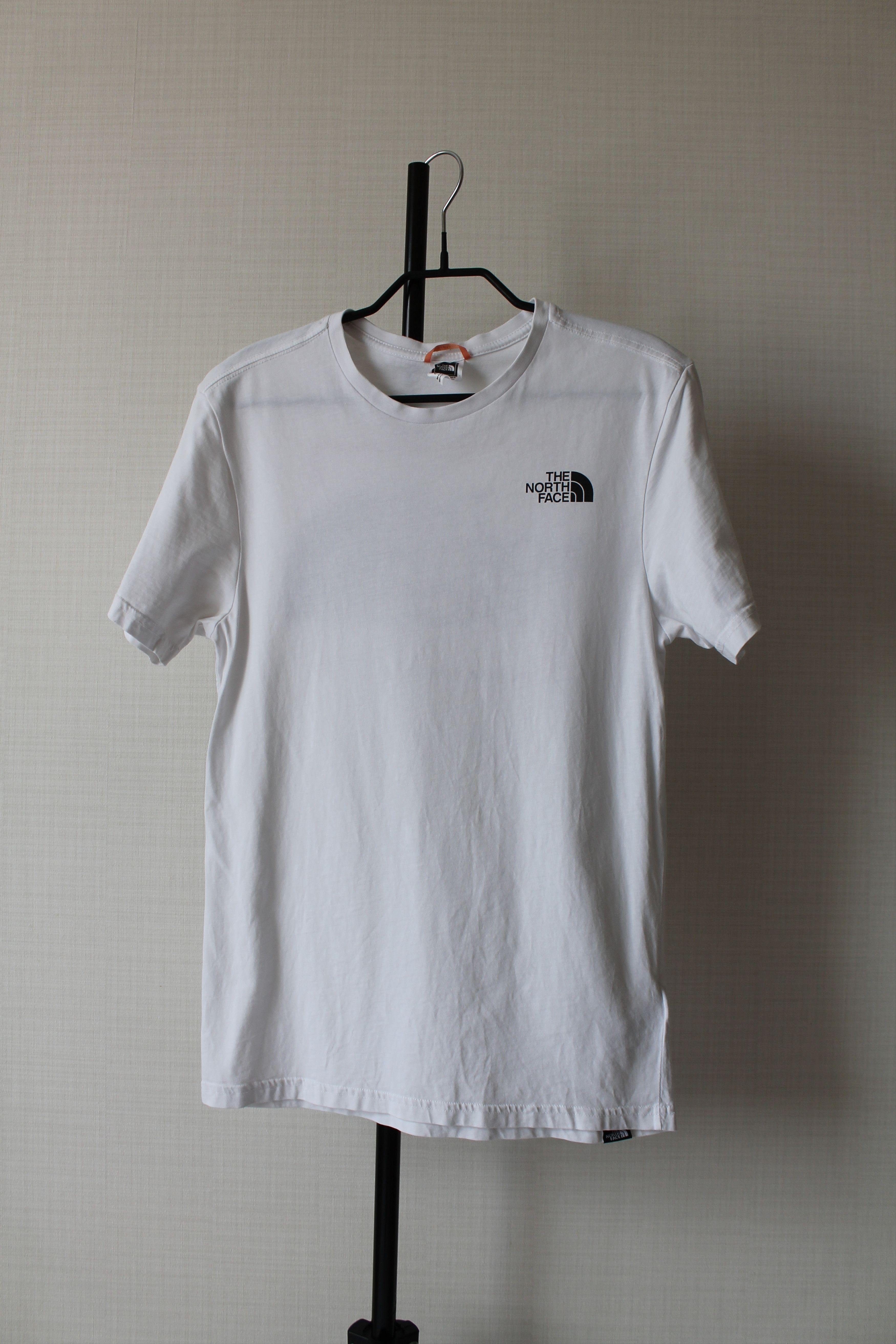 The North Face The North Face TNF t shirt white big logo Size US XS / EU 42 / 0 - 2 Thumbnail
