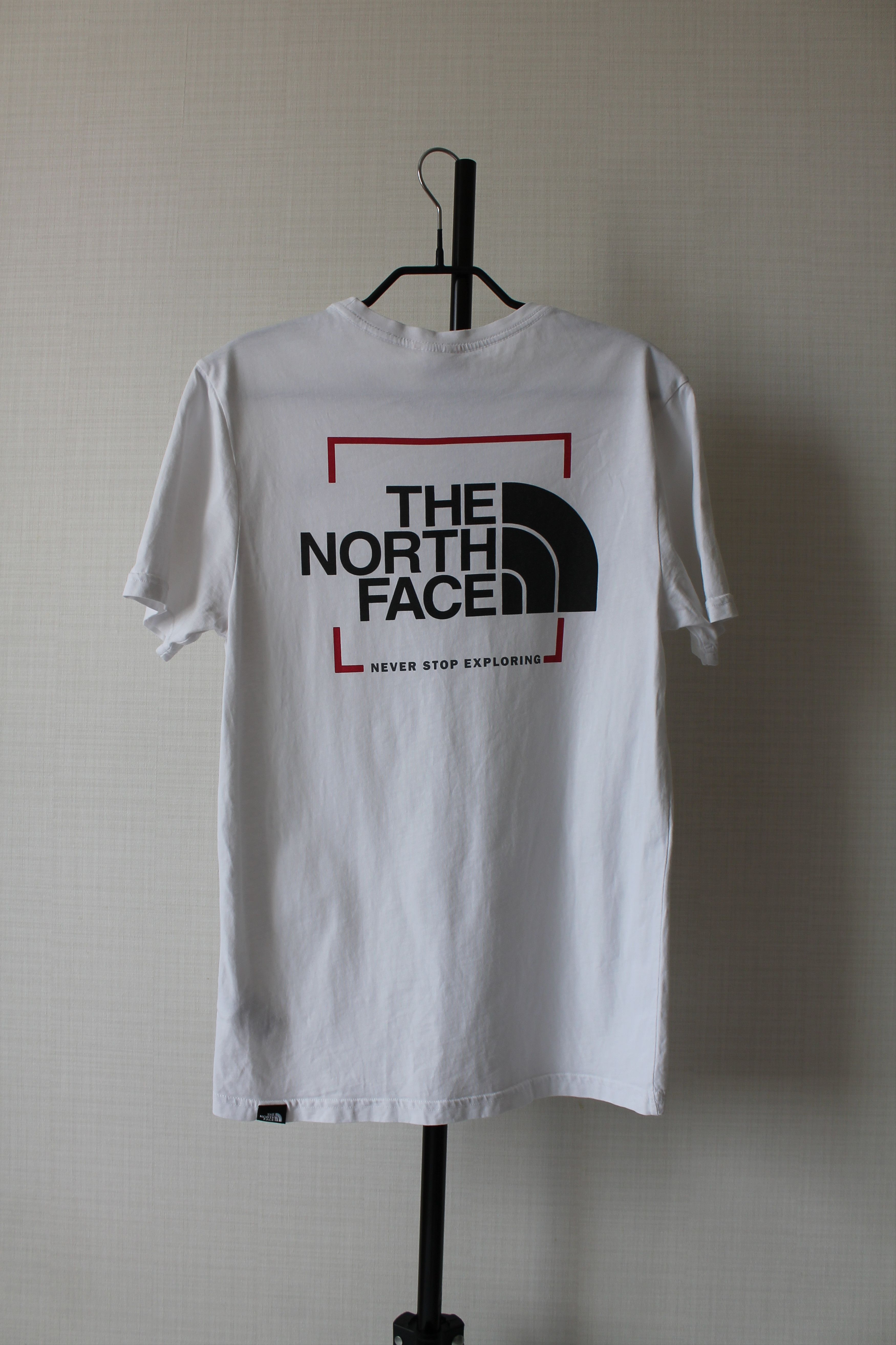 The North Face The North Face TNF t shirt white big logo Size US XS / EU 42 / 0 - 5 Thumbnail