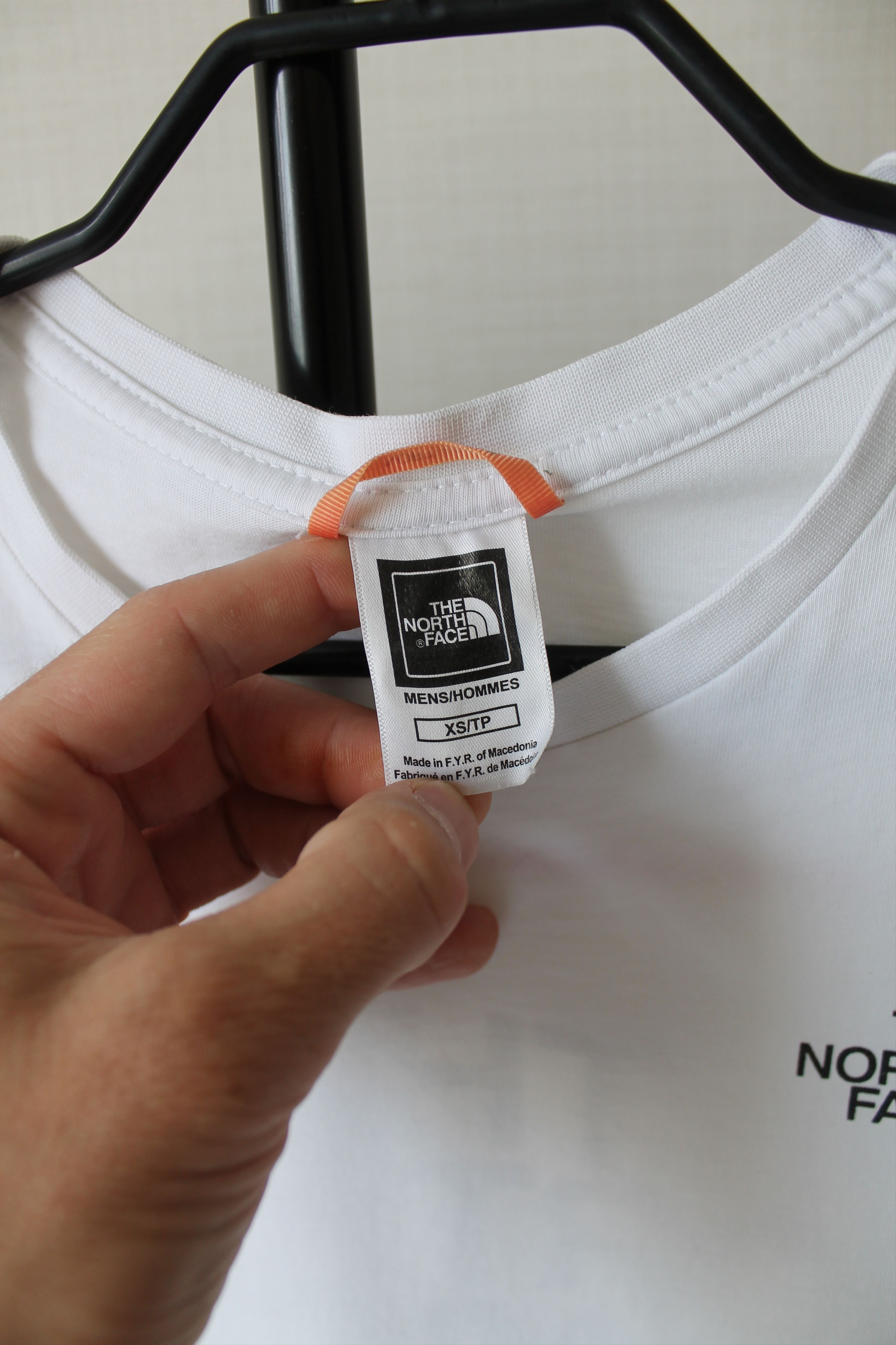 The North Face The North Face TNF t shirt white big logo Size US XS / EU 42 / 0 - 4 Thumbnail