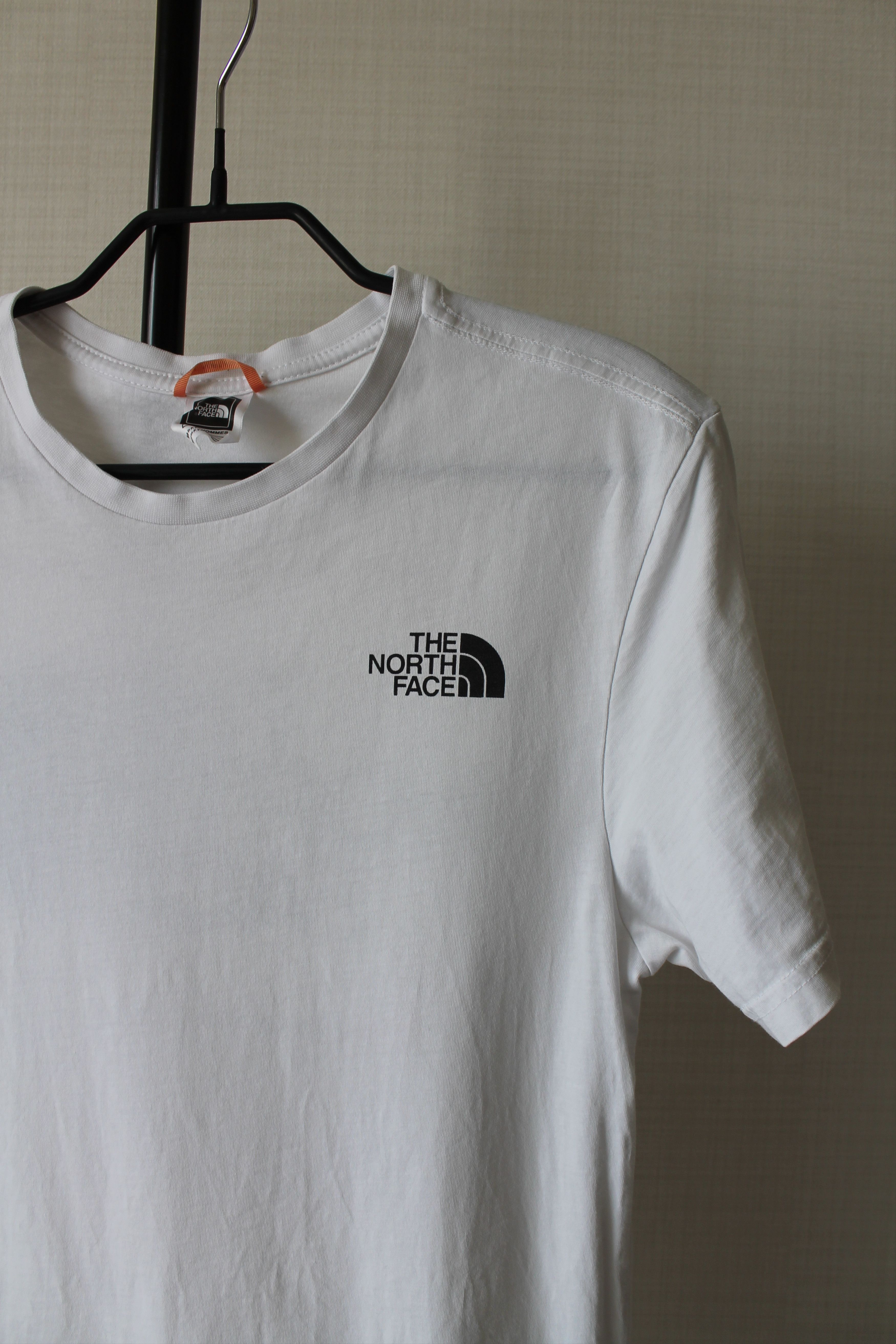 The North Face The North Face TNF t shirt white big logo Size US XS / EU 42 / 0 - 3 Thumbnail