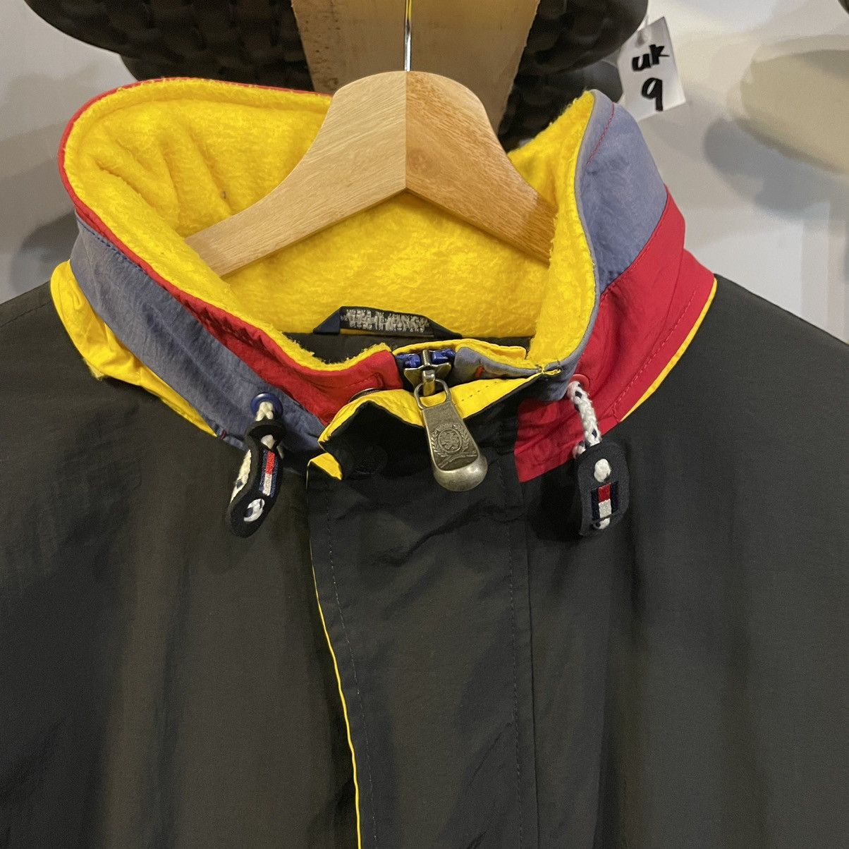 Tommy Hilfiger Vintage 90’s Rare Colour Block Jacket Size US XXL / EU 58 / 5 - 5 Thumbnail
