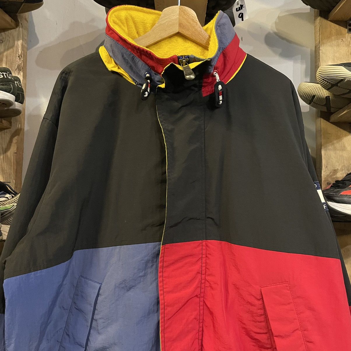 Tommy Hilfiger Vintage 90’s Rare Colour Block Jacket Size US XXL / EU 58 / 5 - 2 Thumbnail