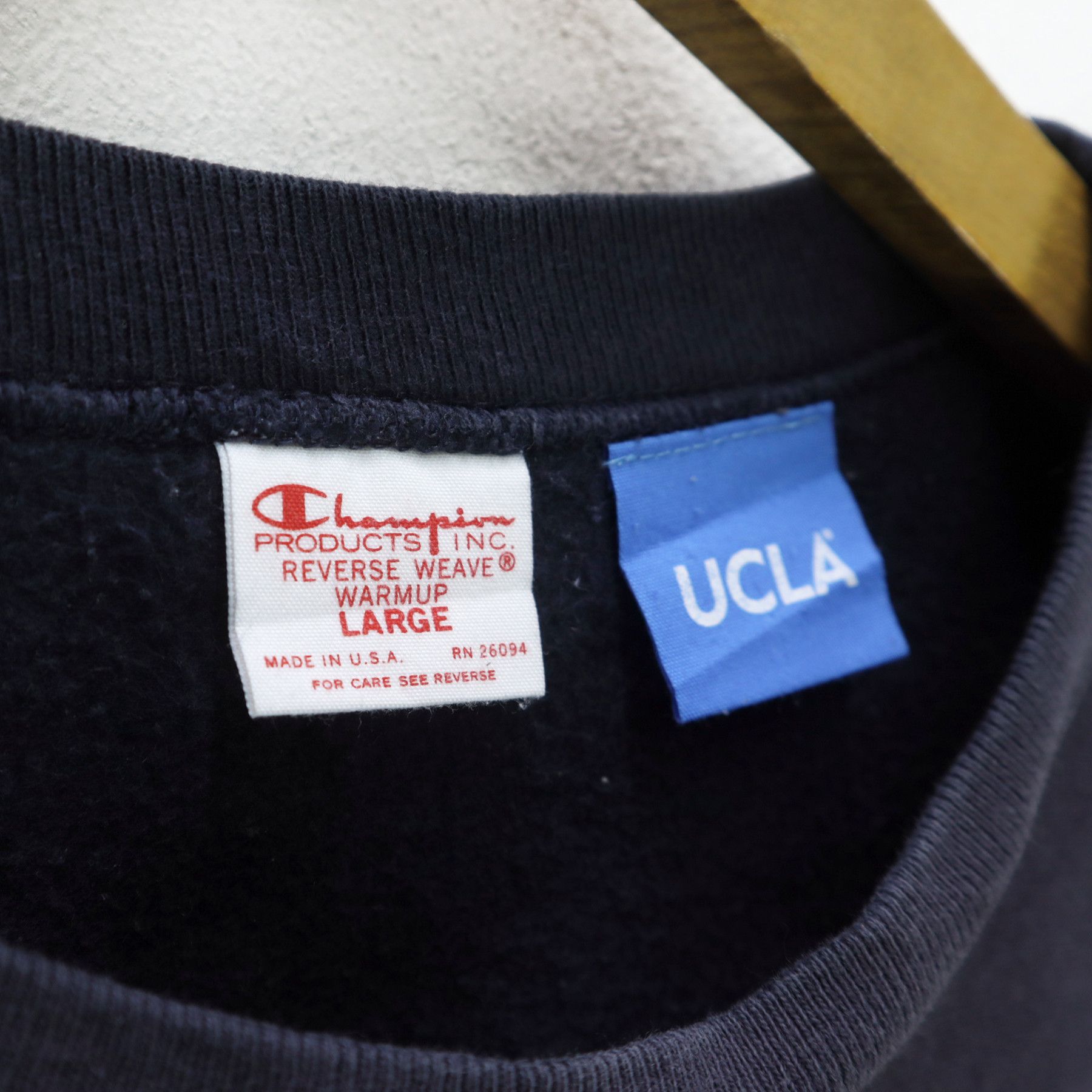 Champion Vintage UCLA Bruins CHAMPION REVERSE Weave Crewneck Size US L / EU 52-54 / 3 - 4 Thumbnail