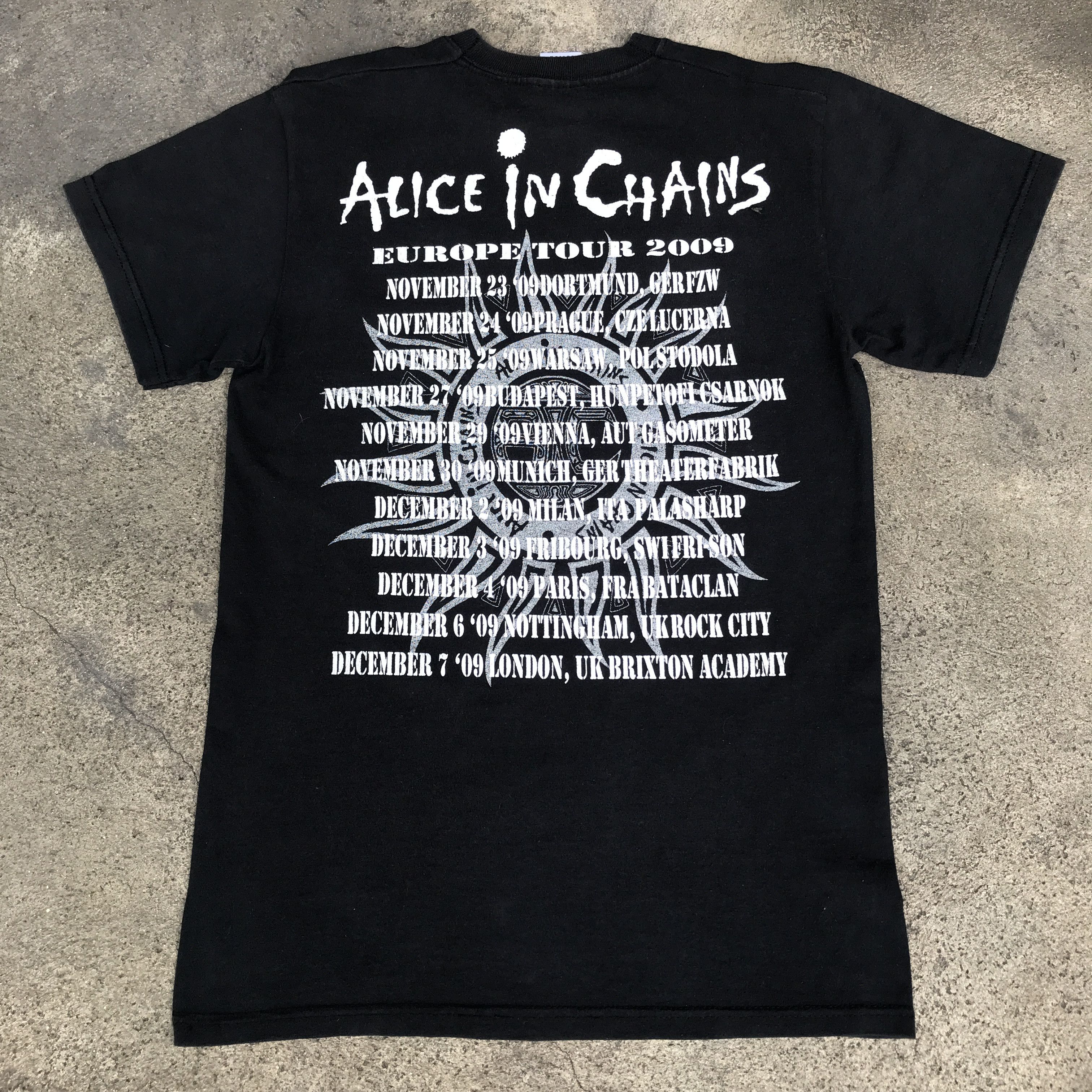 Band Tees × Vintage Vintage Y2K Alice In Chains European Tour Promo Tee Size US S / EU 44-46 / 1 - 6 Thumbnail