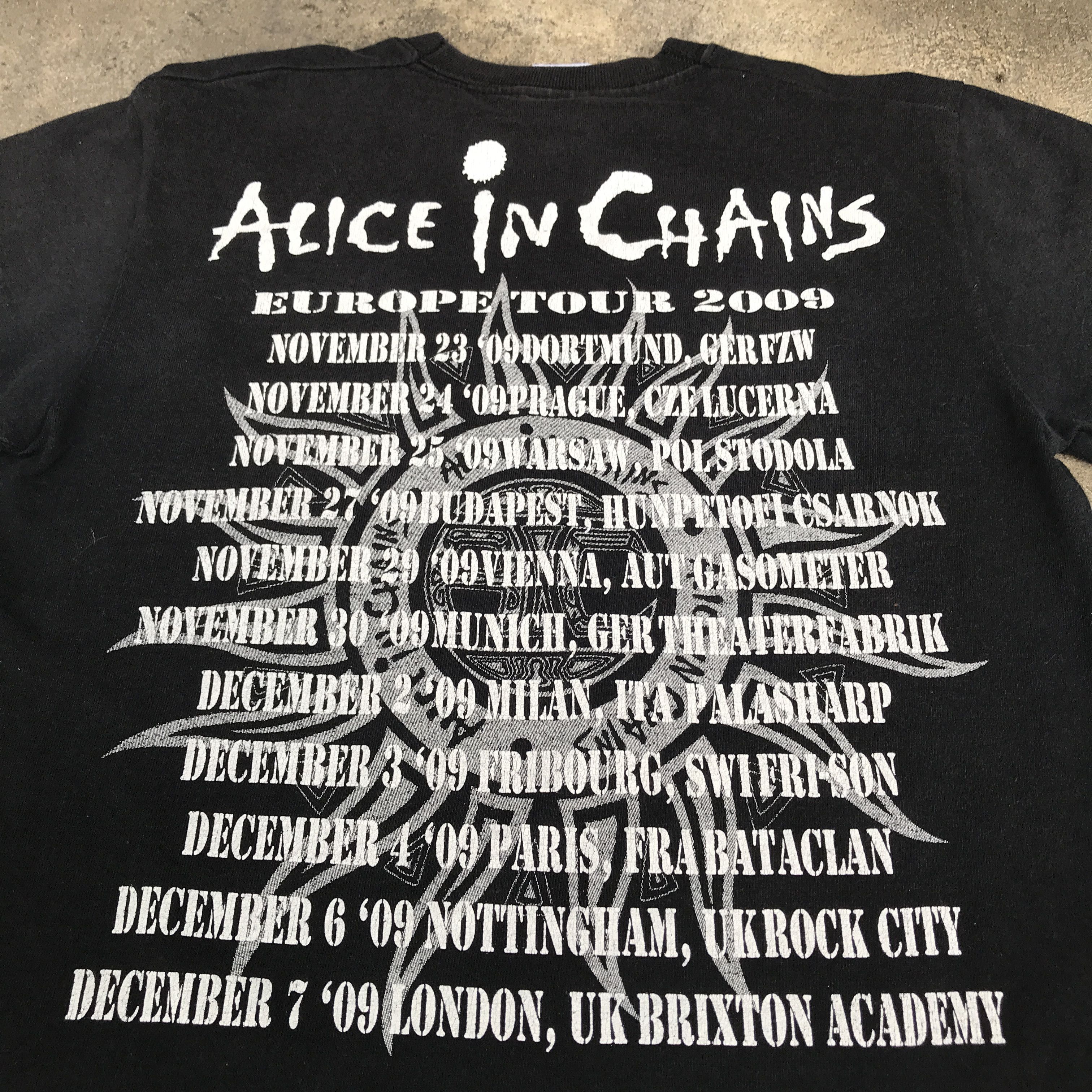 Band Tees × Vintage Vintage Y2K Alice In Chains European Tour Promo Tee Size US S / EU 44-46 / 1 - 7 Thumbnail