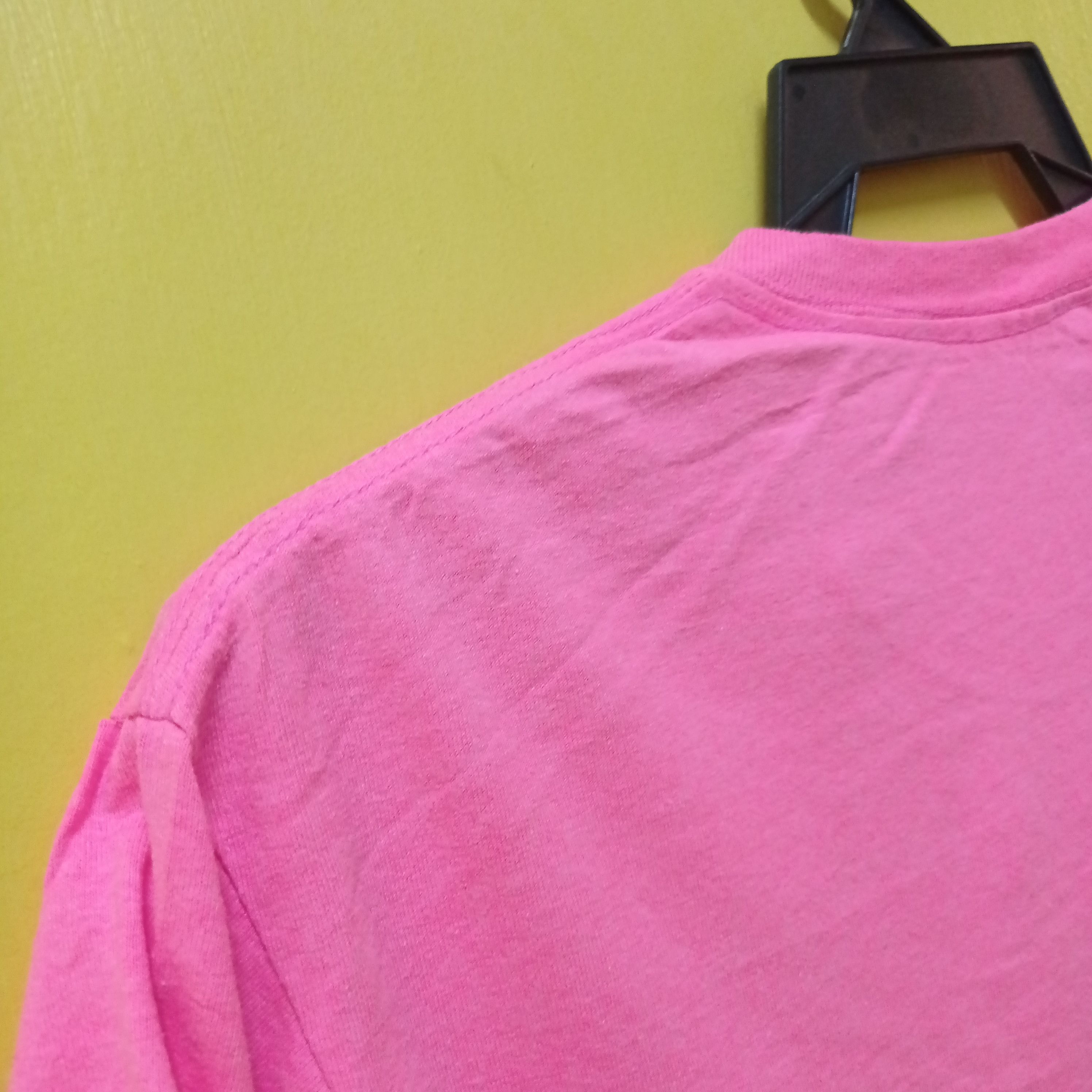 Vintage Vintage NCO 2012 "LIKE YOU MEAN IT" pink T-shirts Size US L / EU 52-54 / 3 - 8 Thumbnail