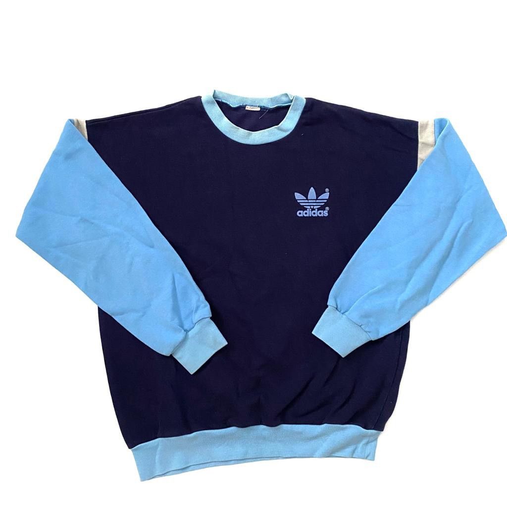 Vintage Adidas sweatshirt in navy blue 90s 80s trefoil logo