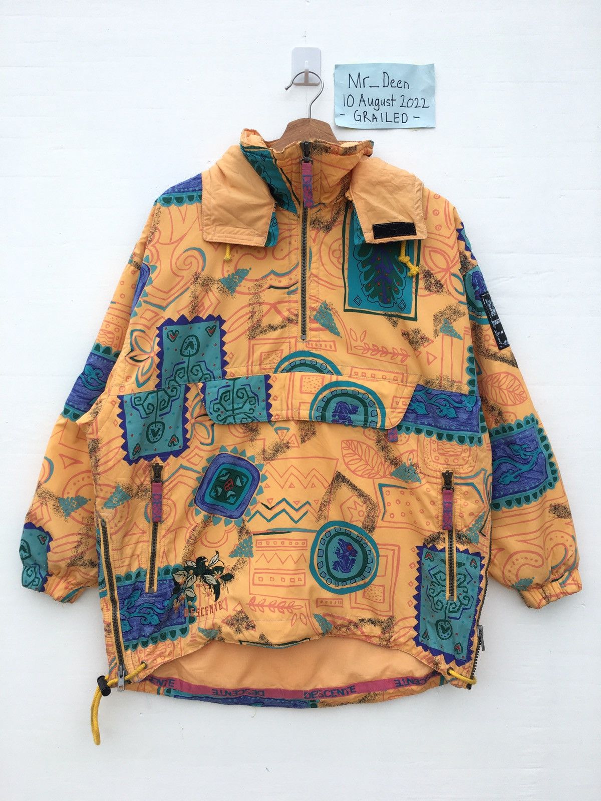 Rare Vintage DESCENTE Multicolor Hooded Windbreaker