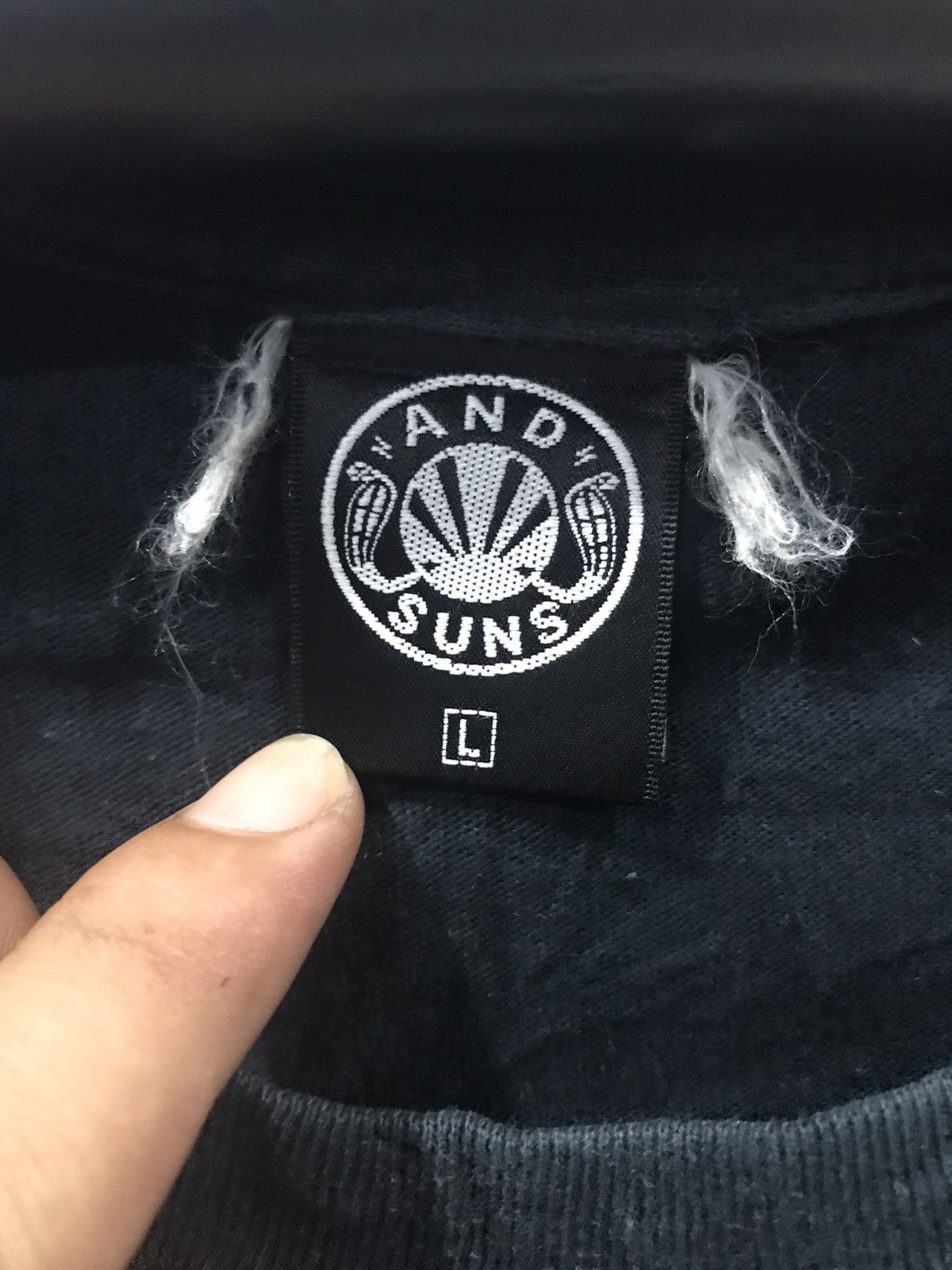 Japanese Brand AND SUNS Japan Punk Brand Streetwear Shirt Size US L / EU 52-54 / 3 - 3 Thumbnail