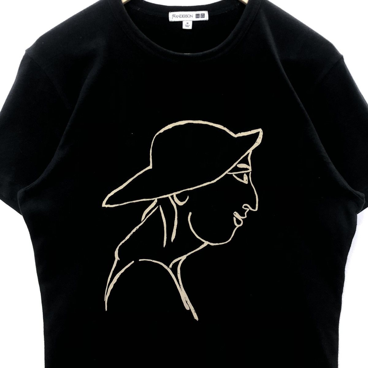 Designer × JW Anderson × Uniqlo J.W.Anderson Collab With Uniqlo Designer Tshirt Size US M / EU 48-50 / 2 - 3 Thumbnail