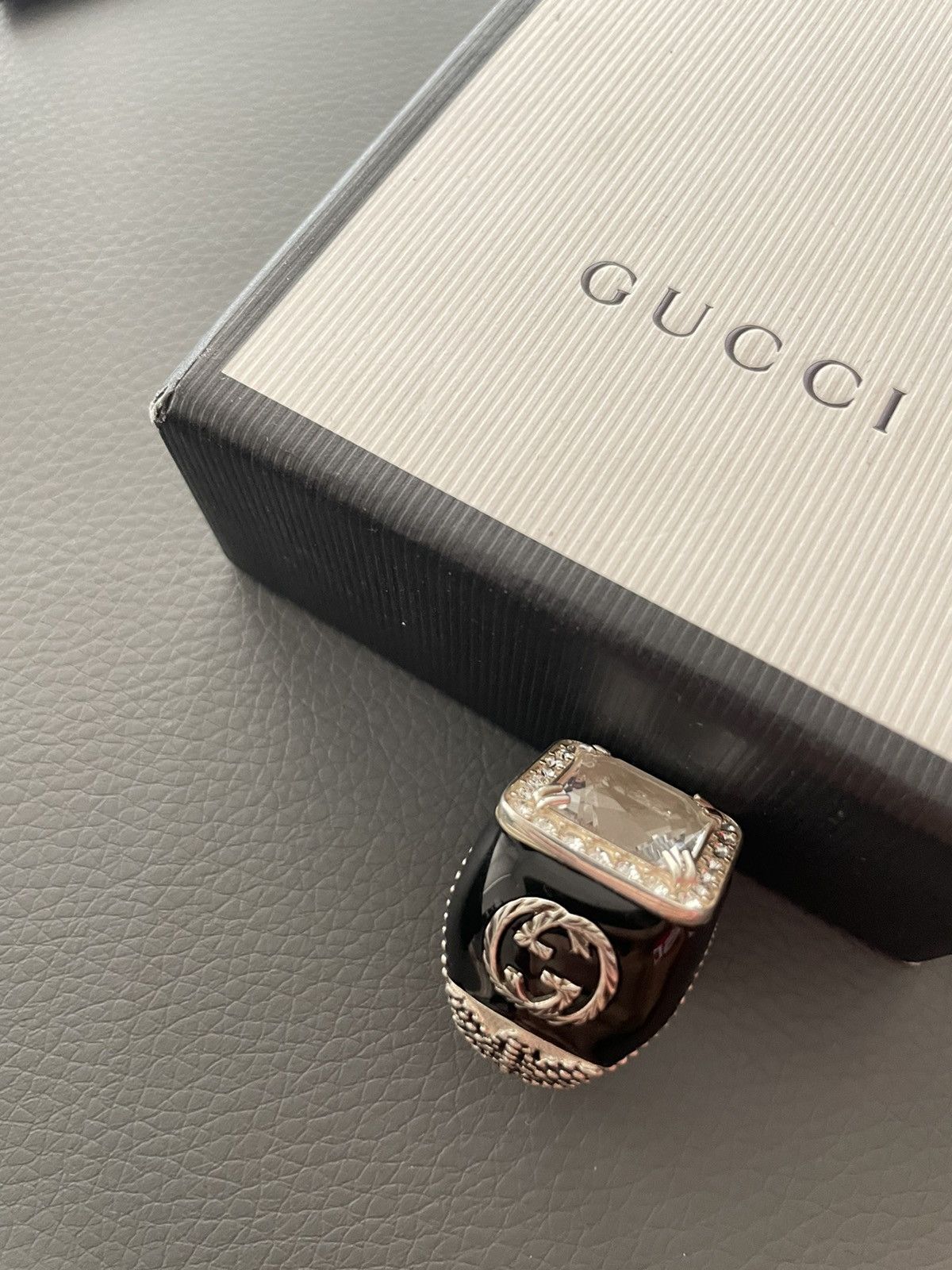Gucci New Super Runway Limited Edition Diamond 💎 Stone Men’s Ring Size ONE SIZE - 16 Thumbnail