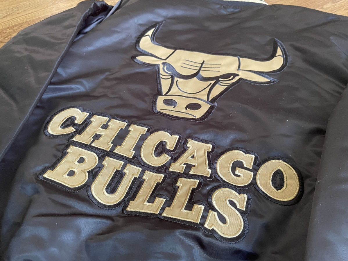 NBA × Starter Medium NBA Black Label Starter Jacket Rakuten Chicago Bulls Size US M / EU 48-50 / 2 - 10 Thumbnail