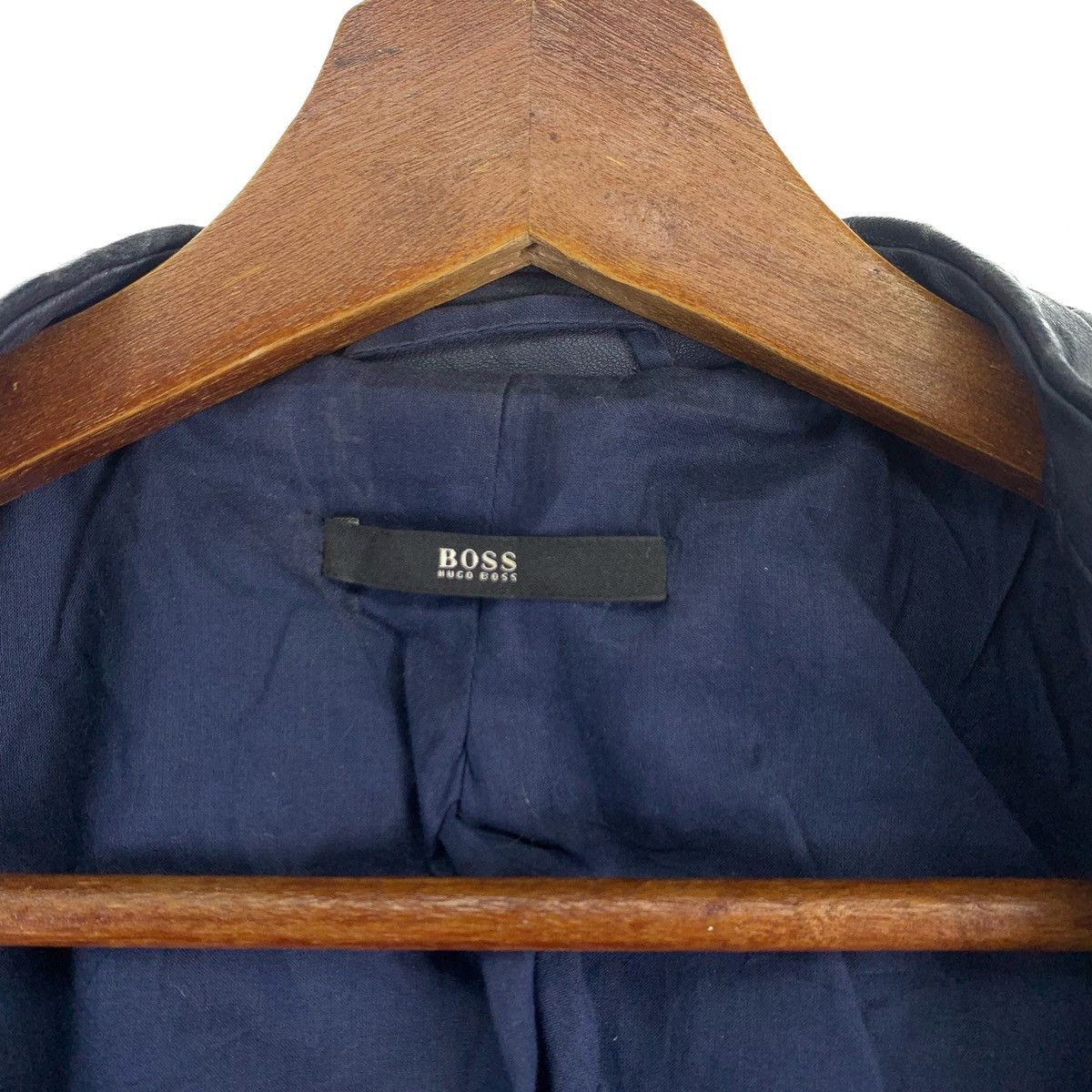 Hugo Vintage Hugo Boss Crocodile Design Polyester Jacket Size US S / EU 44-46 / 1 - 6 Thumbnail