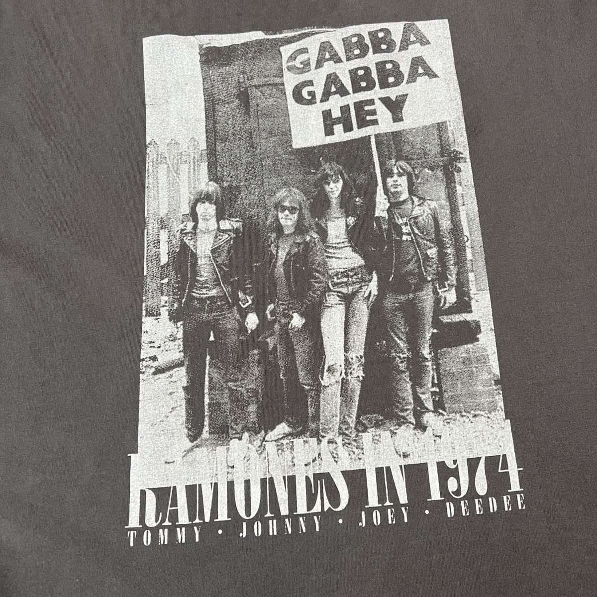 Band Tees × Vintage Vintage Ramones Oversized Distressed Style Tee Size US L / EU 52-54 / 3 - 2 Thumbnail