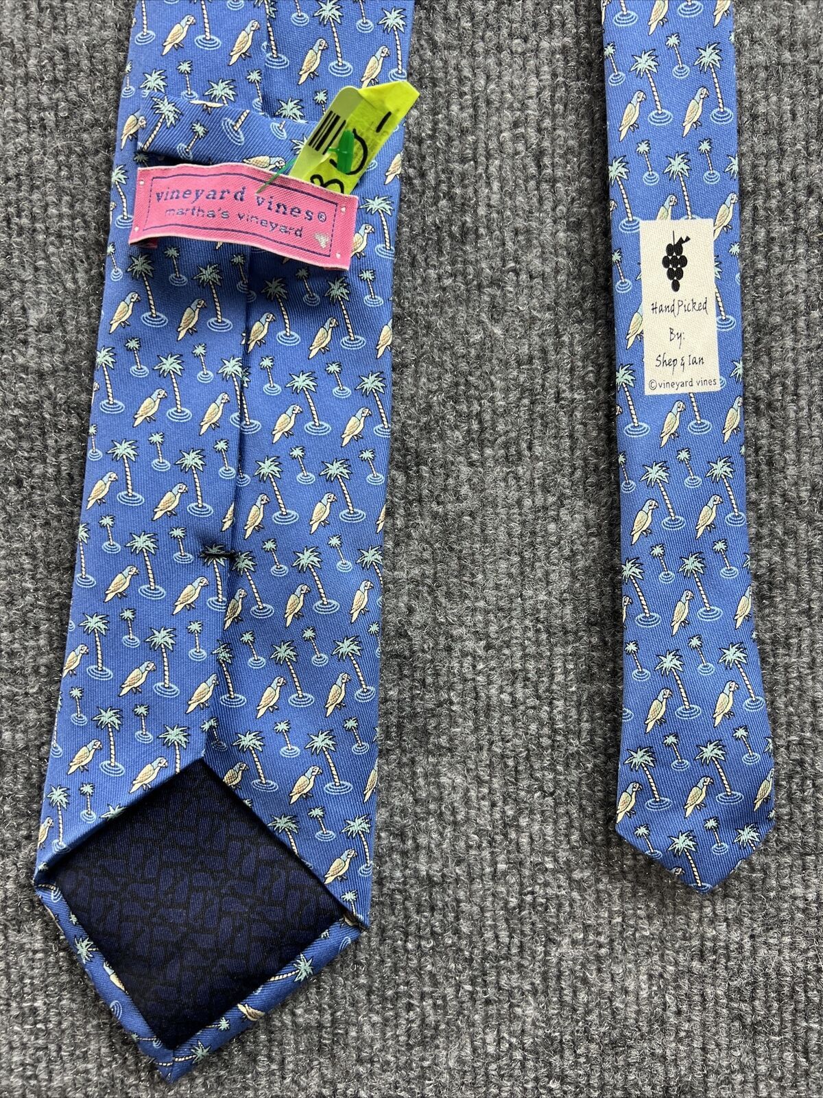 Cravate 100% Soie Vinyard Vines Marthas Vinyard - Neuf Avec étiquettes - Retail 125$