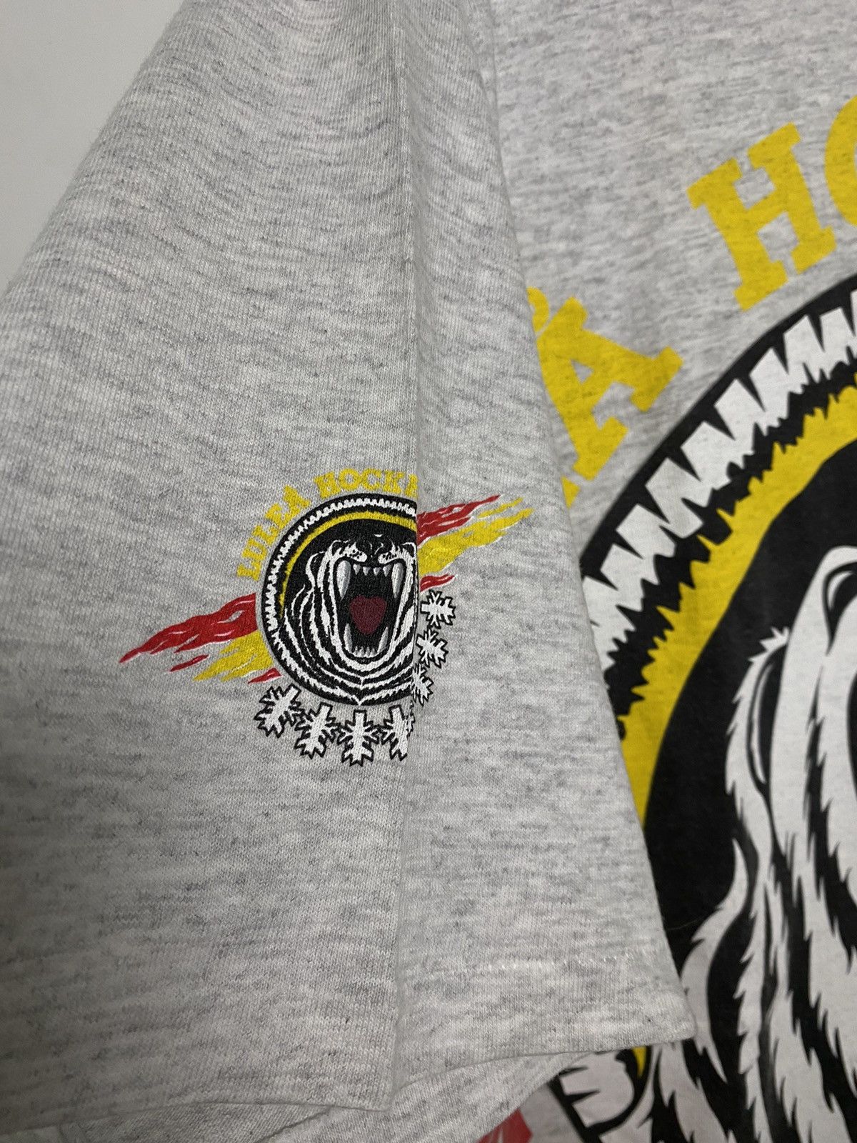 NHL × Starter × Vintage Starter NHL vintage grey T-shirt Lulea Hockey made in USA Size US L / EU 52-54 / 3 - 5 Thumbnail