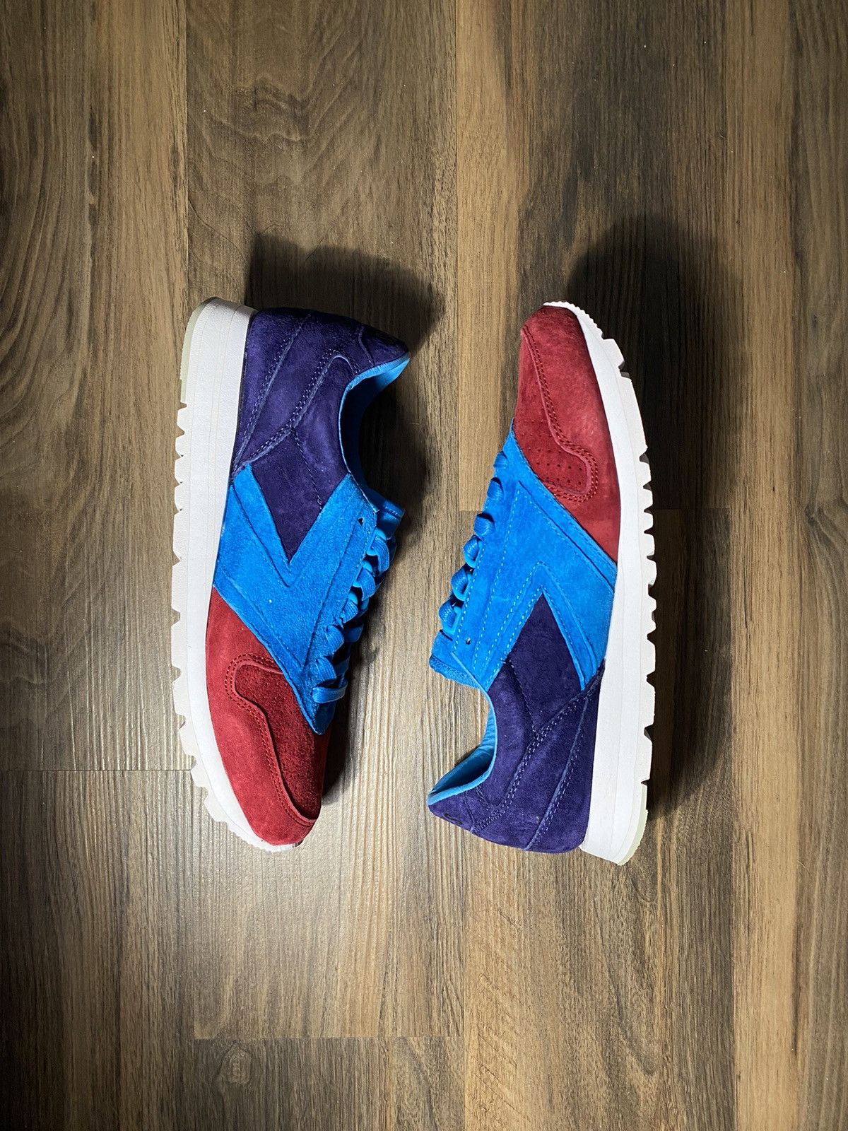Brooks × CNCPTS Brooks Chariot x Concepts “Merlot” Size US 8 / EU 41 - 1 Thumbnail