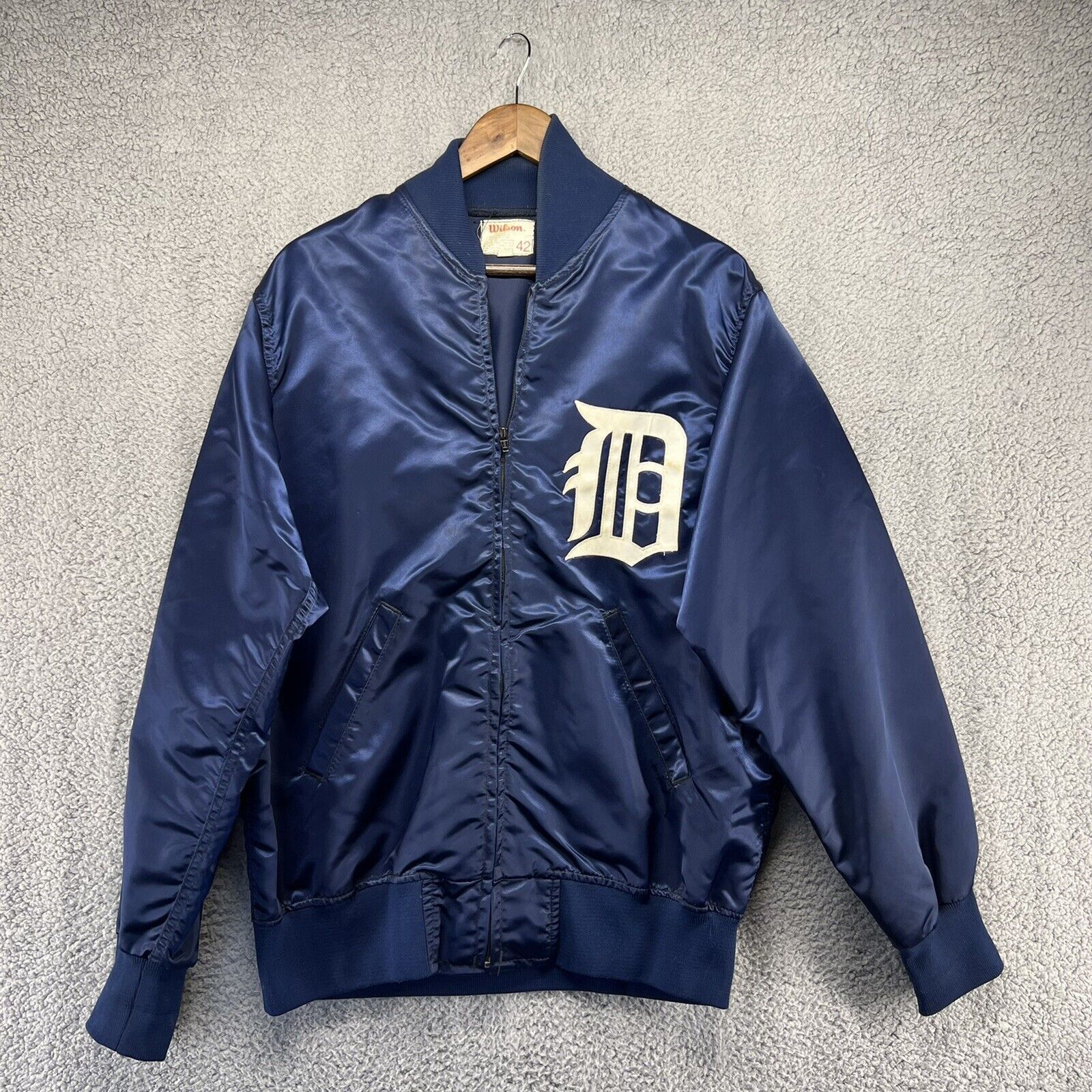 80's Detroit Tigers Wilson Satin MLB Bomber Jacket Size 42 – Rare VNTG