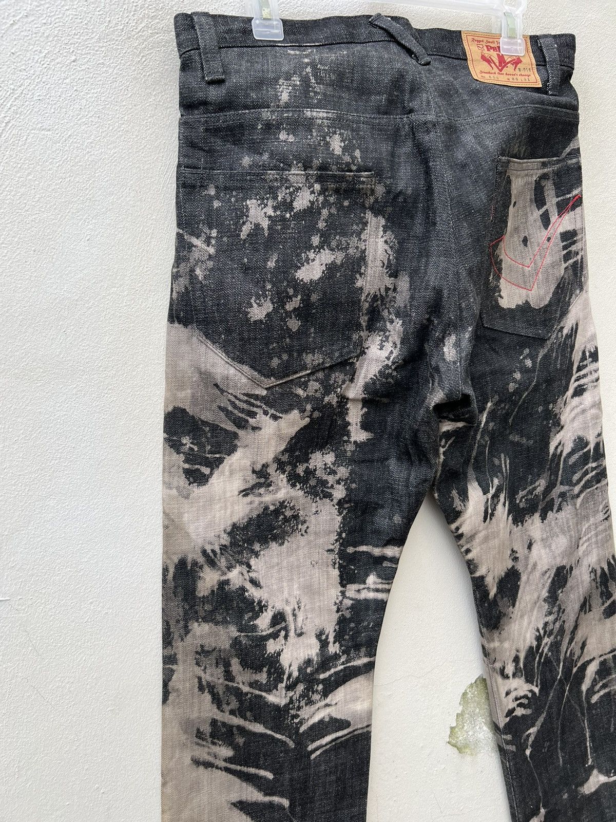 Vintage Vintage PEKKE Japan Splashed Art Black Denim Jeans Size US 32 / EU 48 - 14 Thumbnail