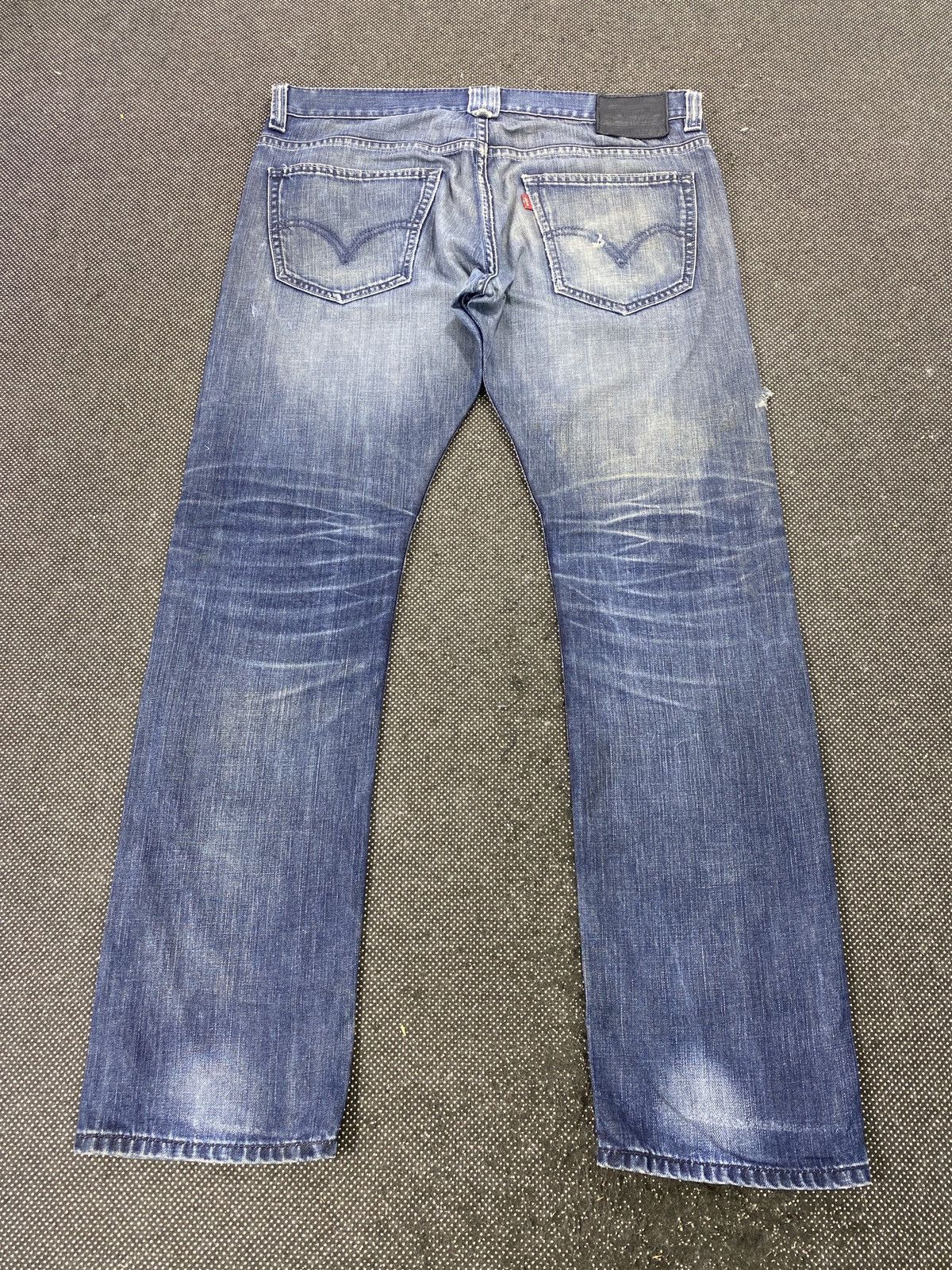 Levi's VINTAGE LEVIS 591 BLUE WASH JEANS -J479 Size US 35 - 4 Thumbnail