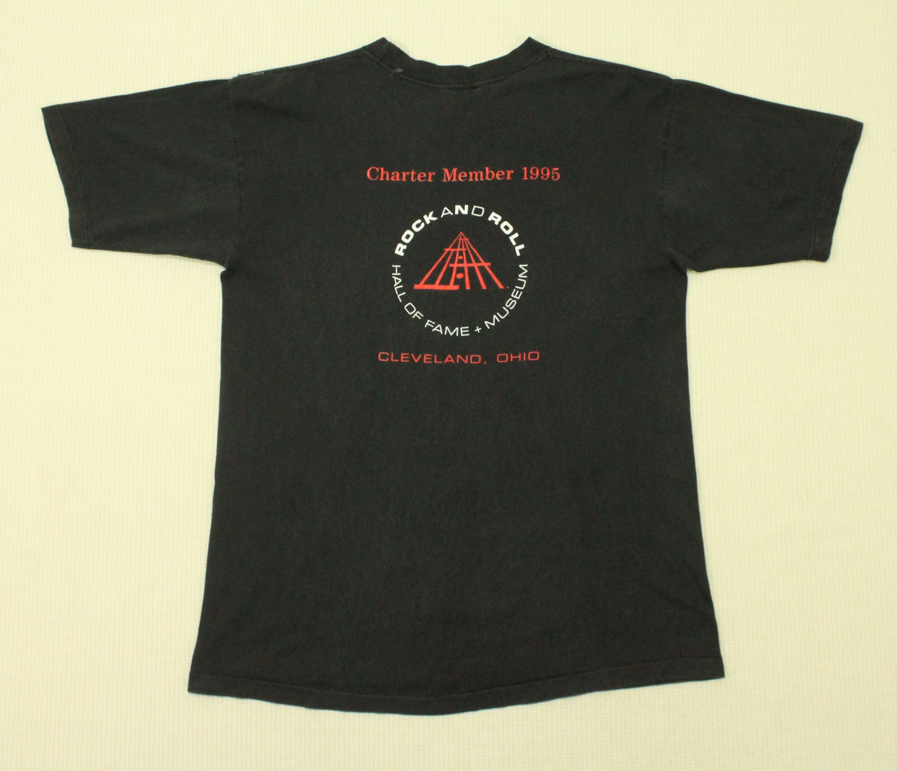 Band Tees Vintage HALL OF FAME MUSEUM T Shirt Single Stitch 1995 Size US XL / EU 56 / 4 - 8 Thumbnail
