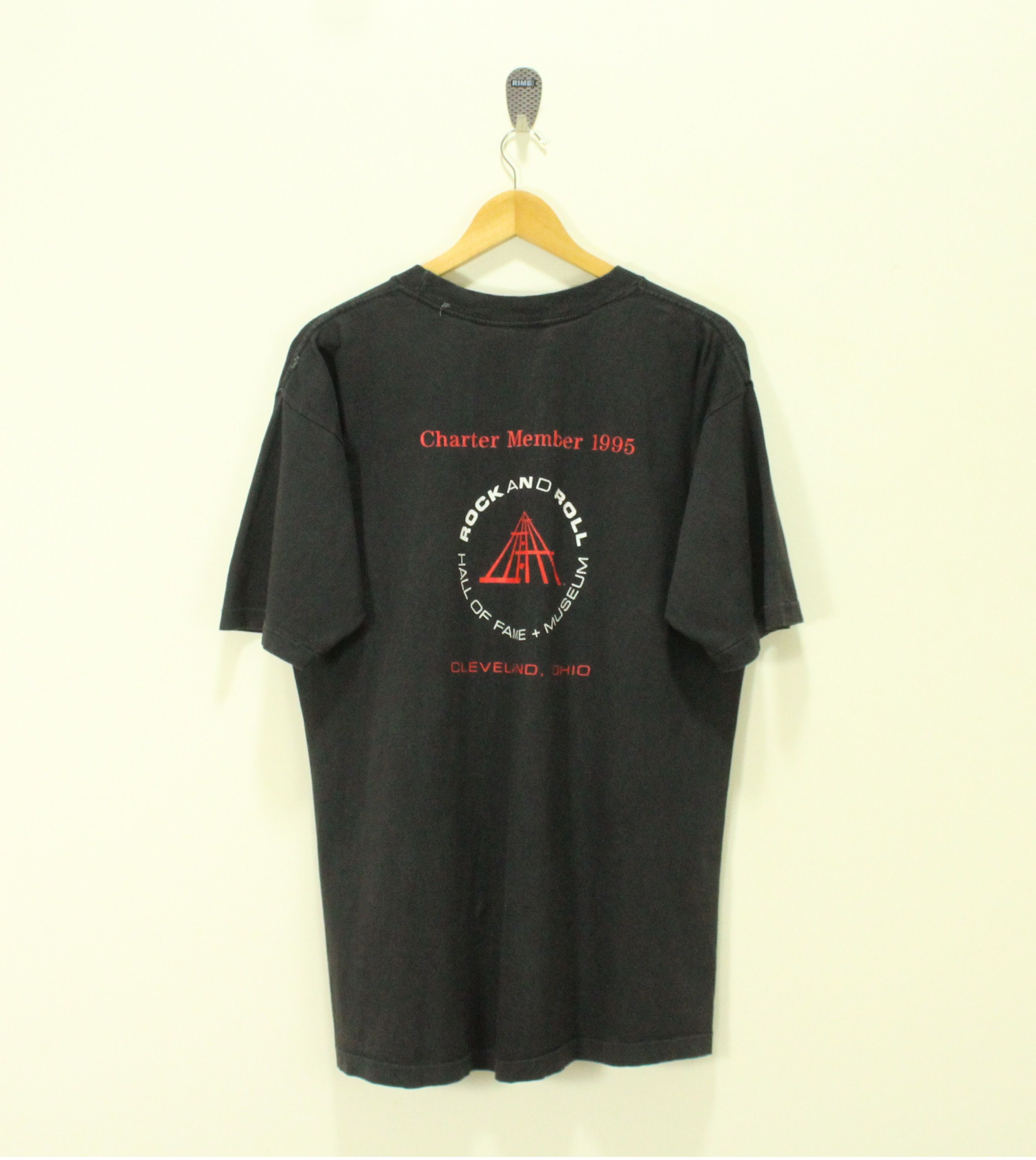Band Tees Vintage HALL OF FAME MUSEUM T Shirt Single Stitch 1995 Size US XL / EU 56 / 4 - 3 Thumbnail