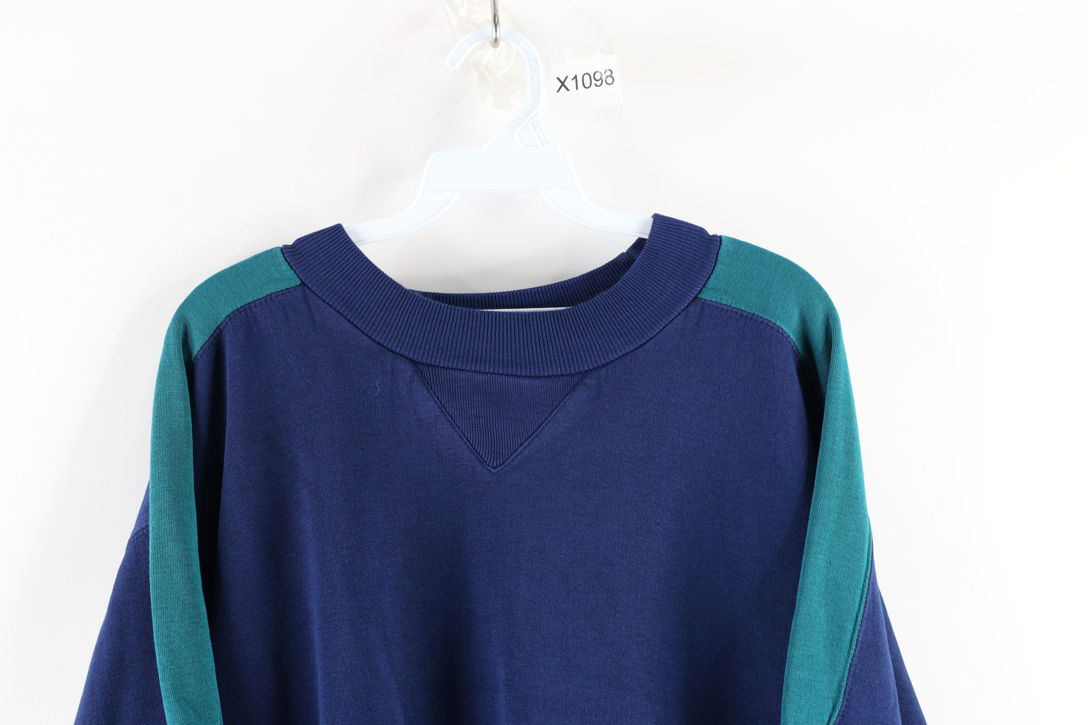 Vintage Vintage 90s Streetwear Color Block Crewneck Sweatshirt Navy Size US XL / EU 56 / 4 - 2 Preview