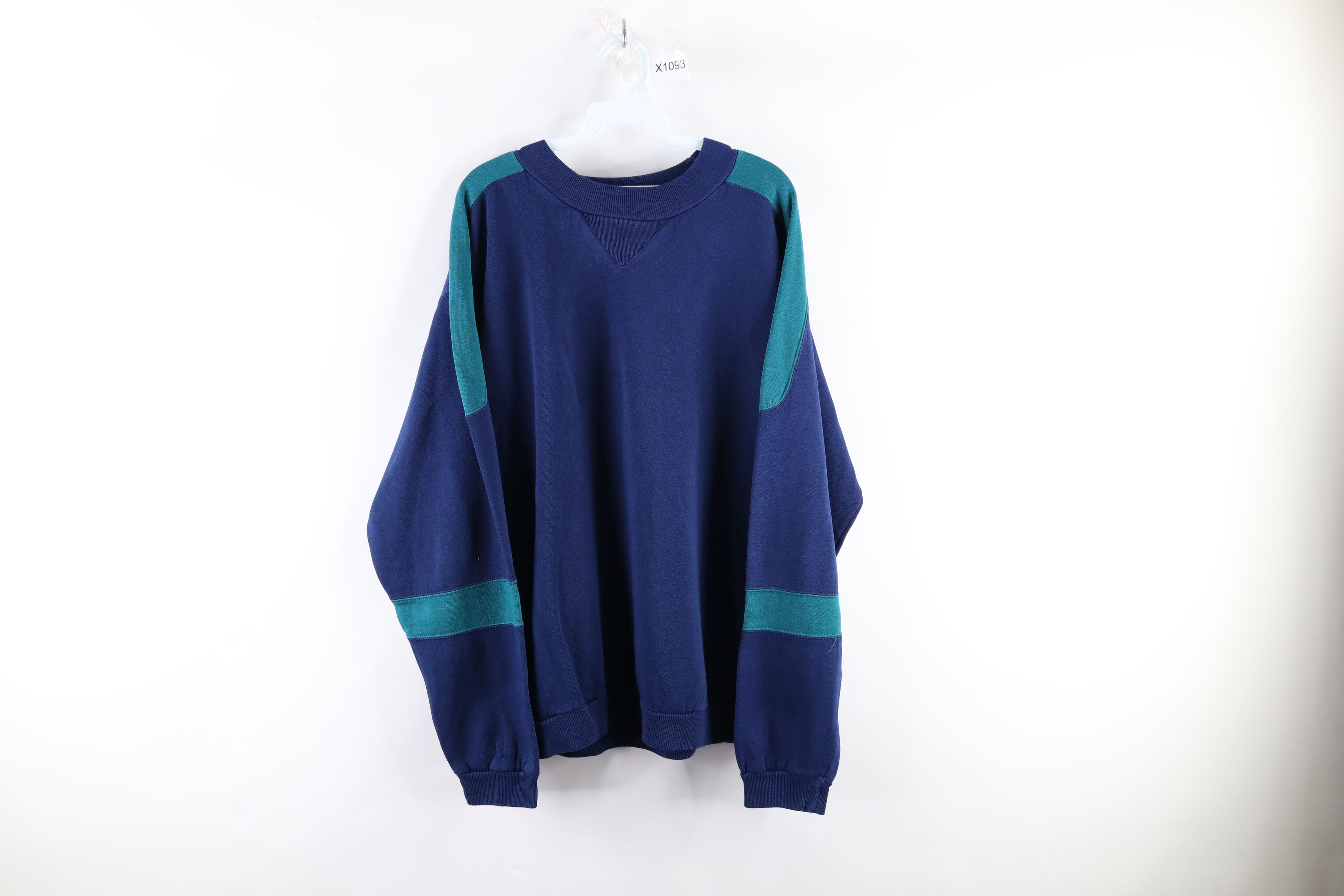 Vintage Vintage 90s Streetwear Color Block Crewneck Sweatshirt Navy Size US XL / EU 56 / 4 - 1 Preview