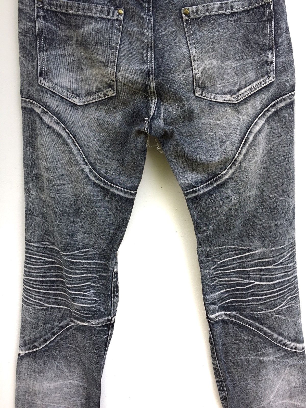 Japanese Brand Japanese Brand Lowbox Distressed Jeans Number Nine Style Size US 29 - 11 Thumbnail