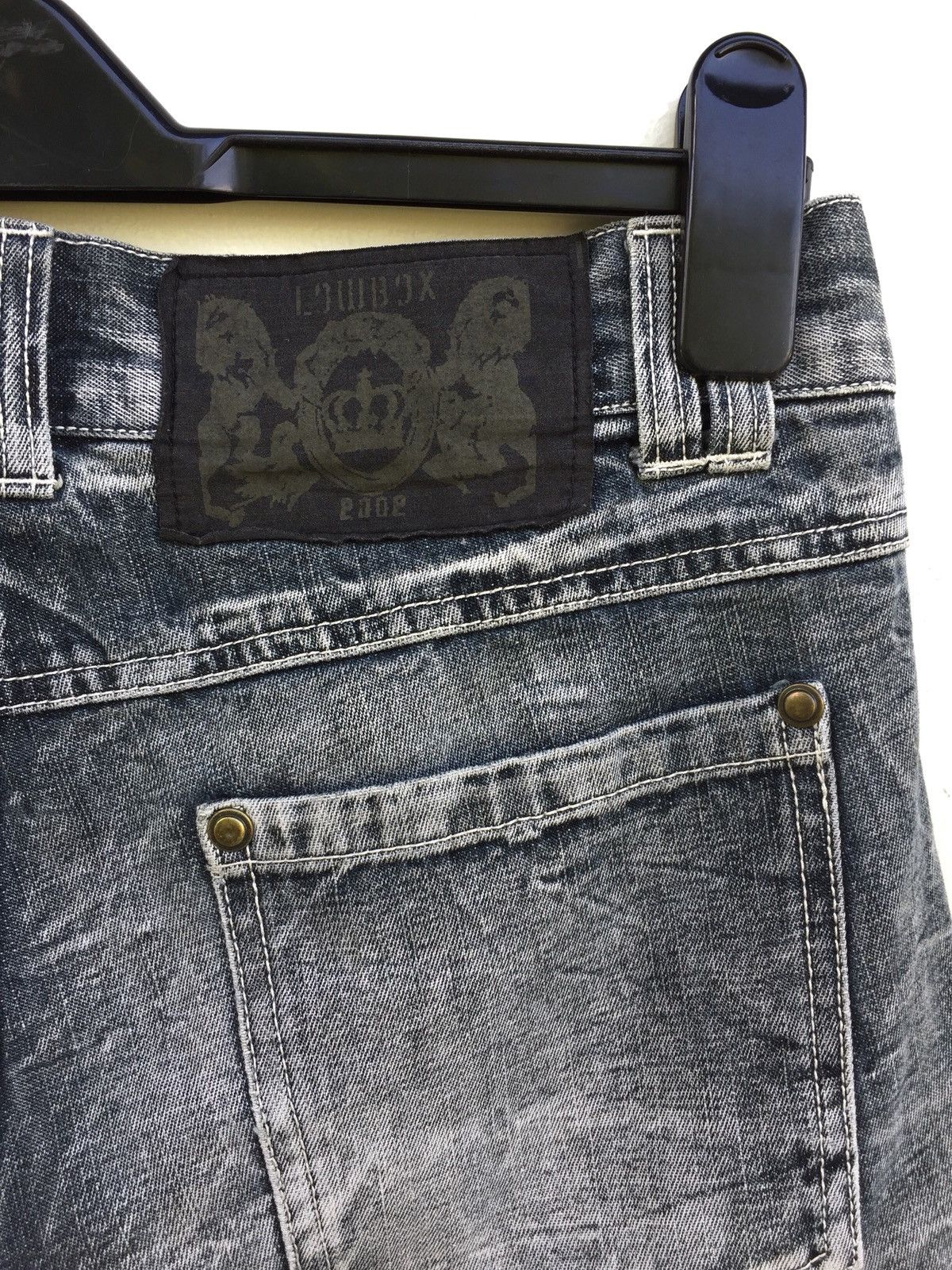 Japanese Brand Japanese Brand Lowbox Distressed Jeans Number Nine Style Size US 29 - 10 Thumbnail