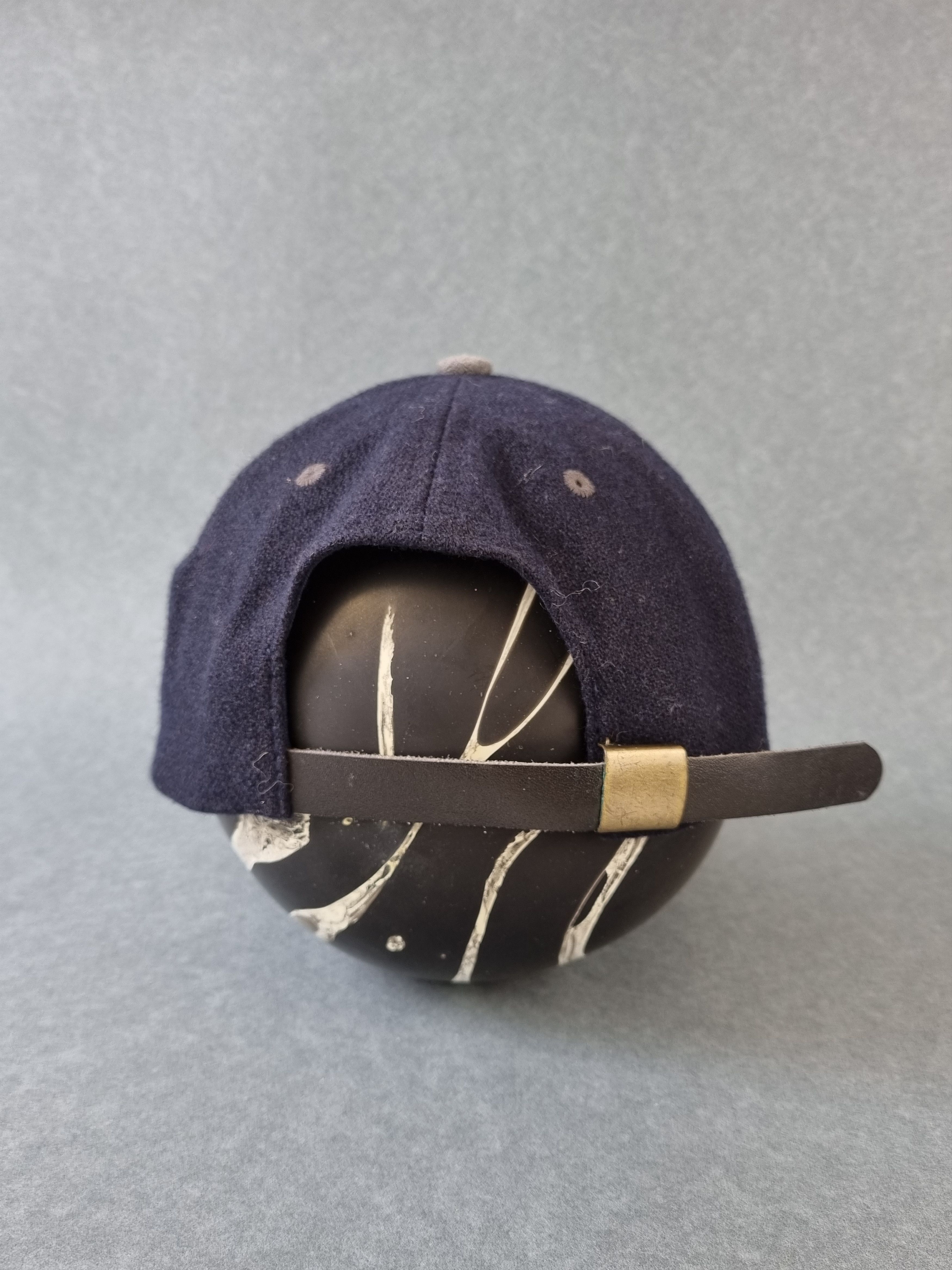 Disney × Mickey Mouse × Vintage Rare 80s Mickey Mouse Disney Vintage Wool Embroidered Cap Size ONE SIZE - 3 Thumbnail