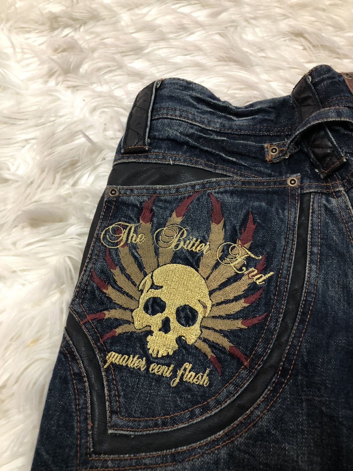 Japanese Brand Quarter cent Flash distressed emrodery skull punk style Size US 32 / EU 48 - 10 Thumbnail