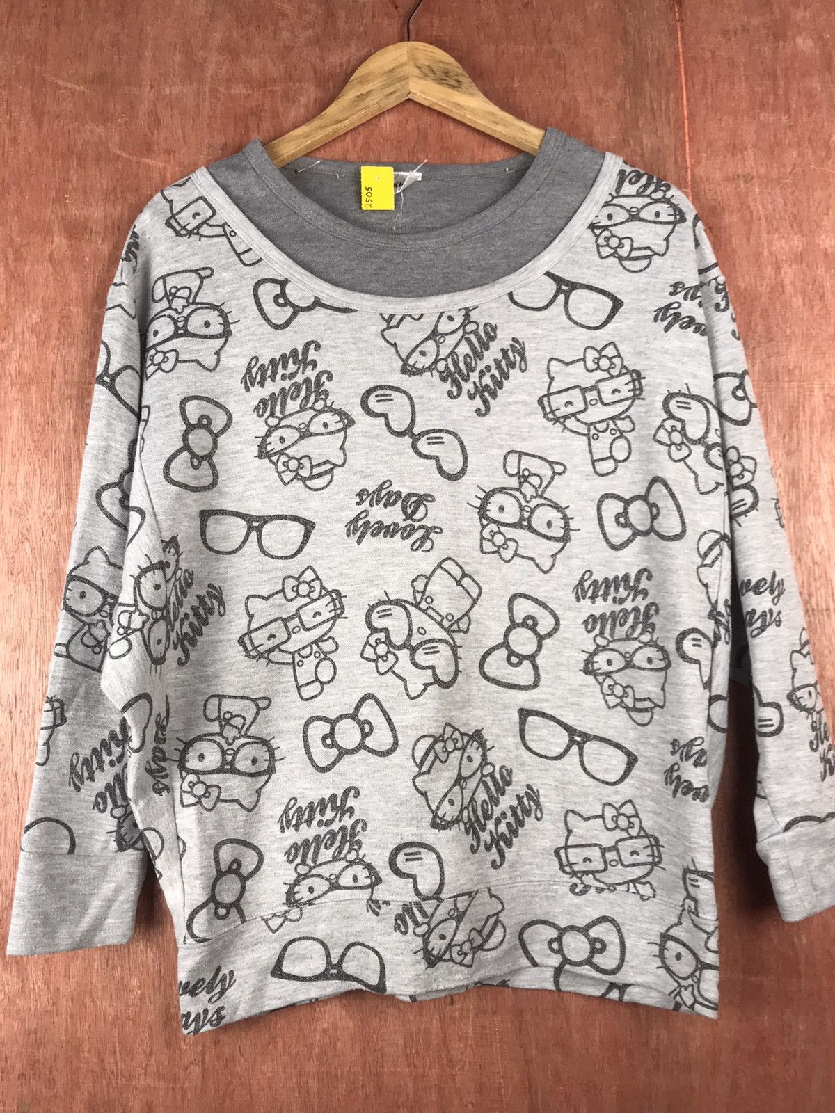Cartoon Network DLL Hello Kitty Logo Printed Sweaters #2505 Size M / US 6-8 / IT 42-44 - 2 Thumbnail