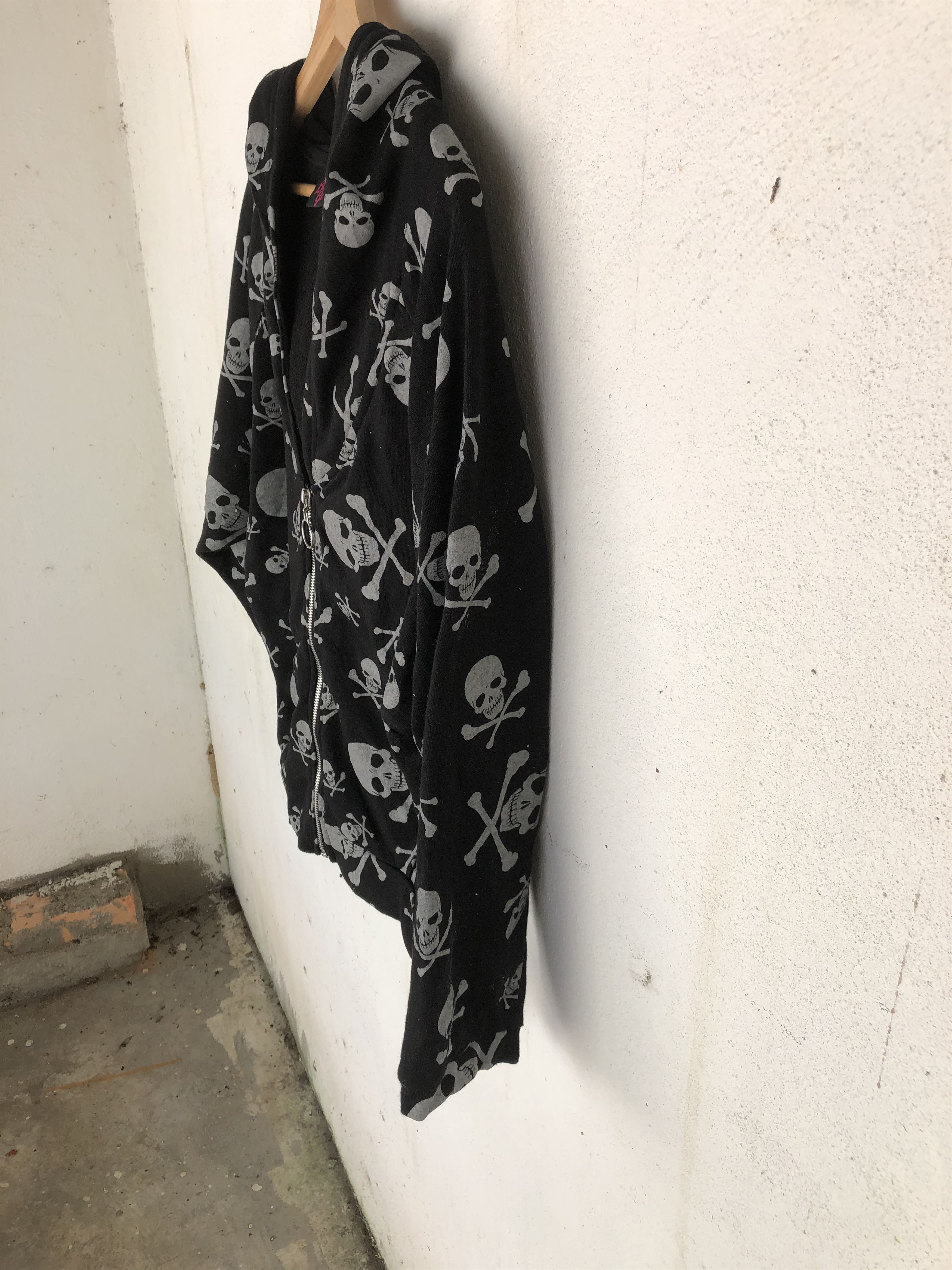 Japanese Brand Liquid Girl Hoodies (H011) Size US L / EU 52-54 / 3 - 5 Thumbnail