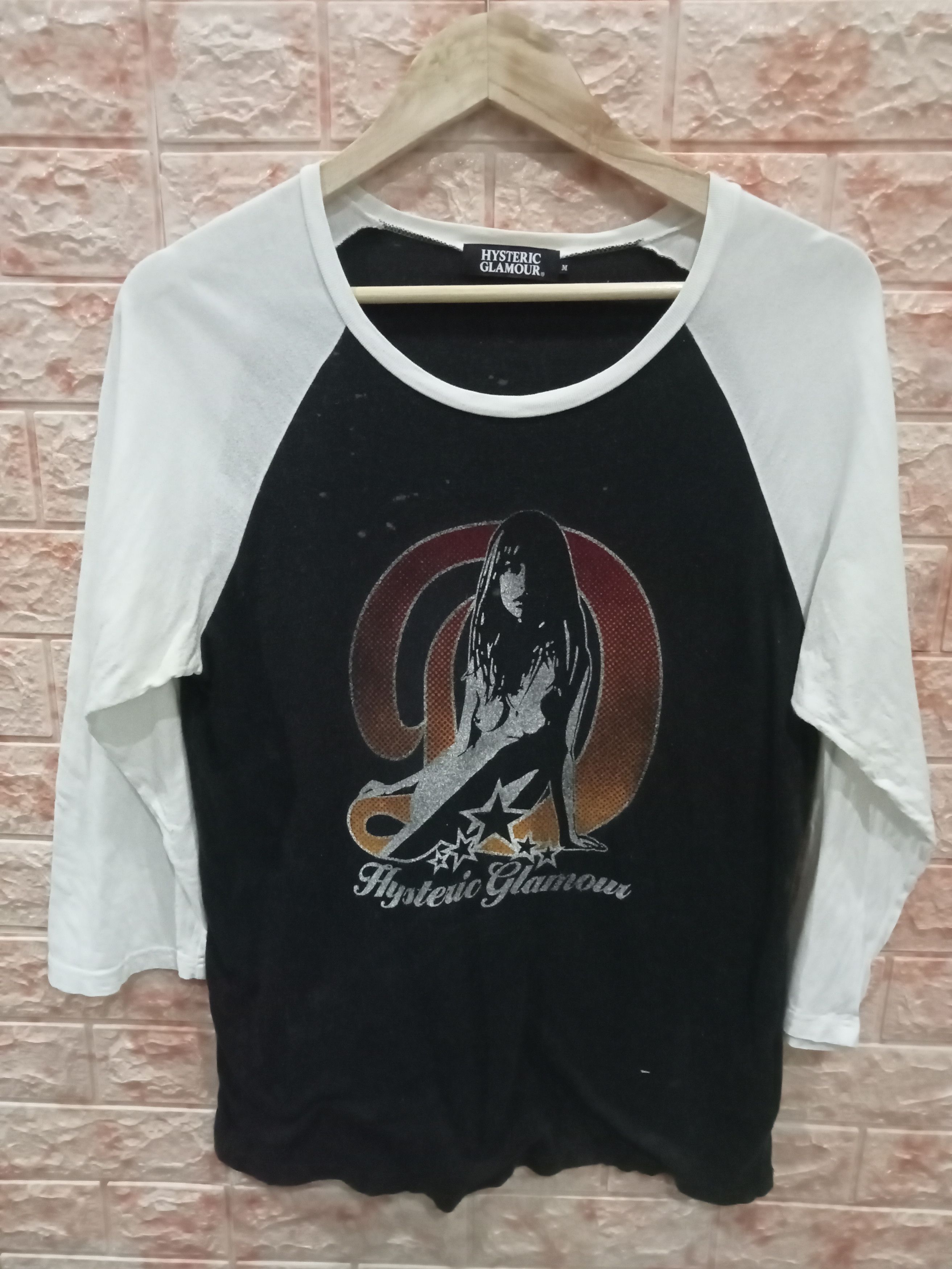 トップス hysteric glamour logo print raglan tee Vintage Hysteric Glamour Fever Raglan Japanese Brand T-shirt