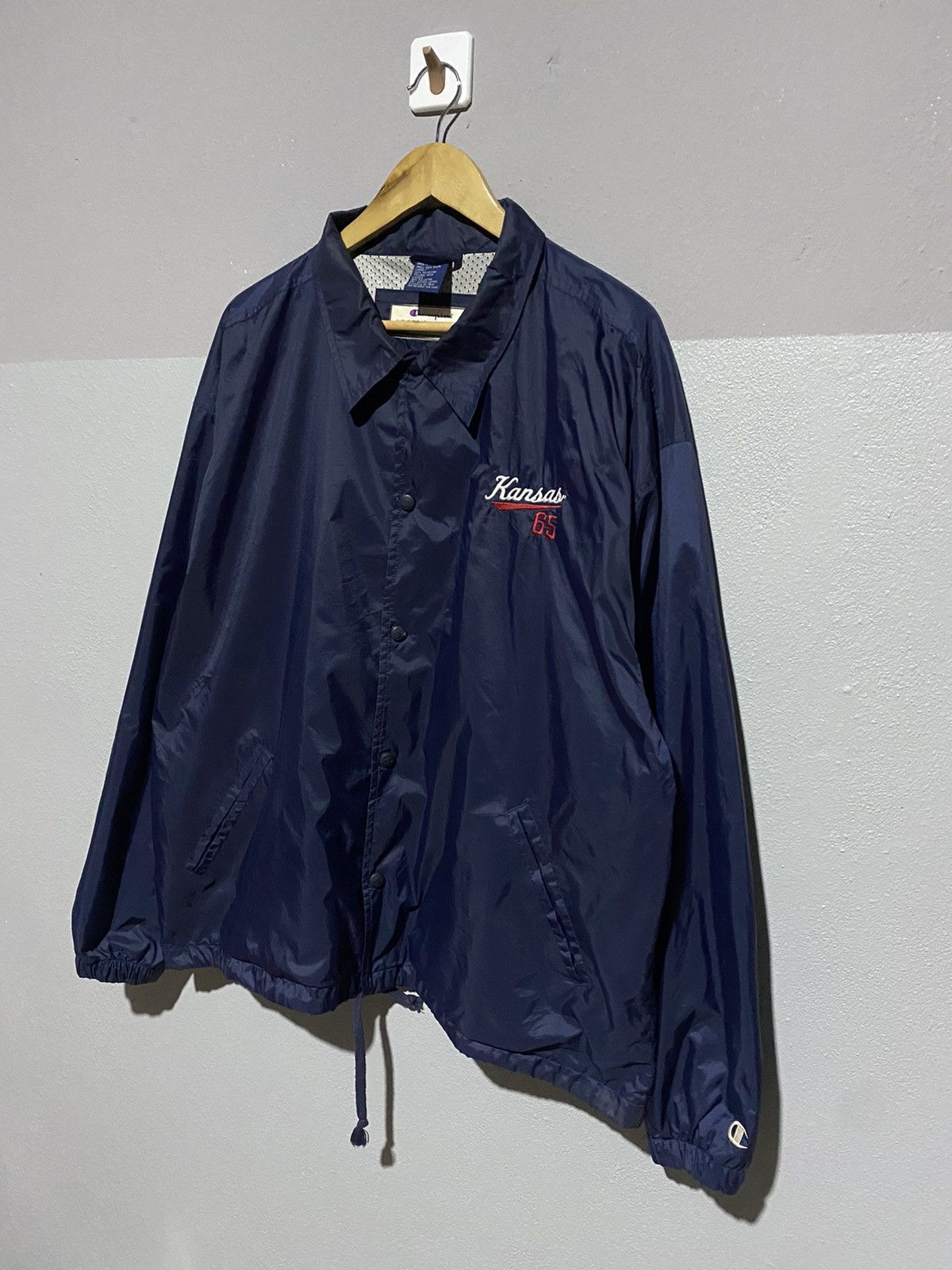 Champion 🔥SALE🔥NCAA TEAM KANSAS 65 X CHAMPION COACH JACKET Size US L / EU 52-54 / 3 - 3 Thumbnail