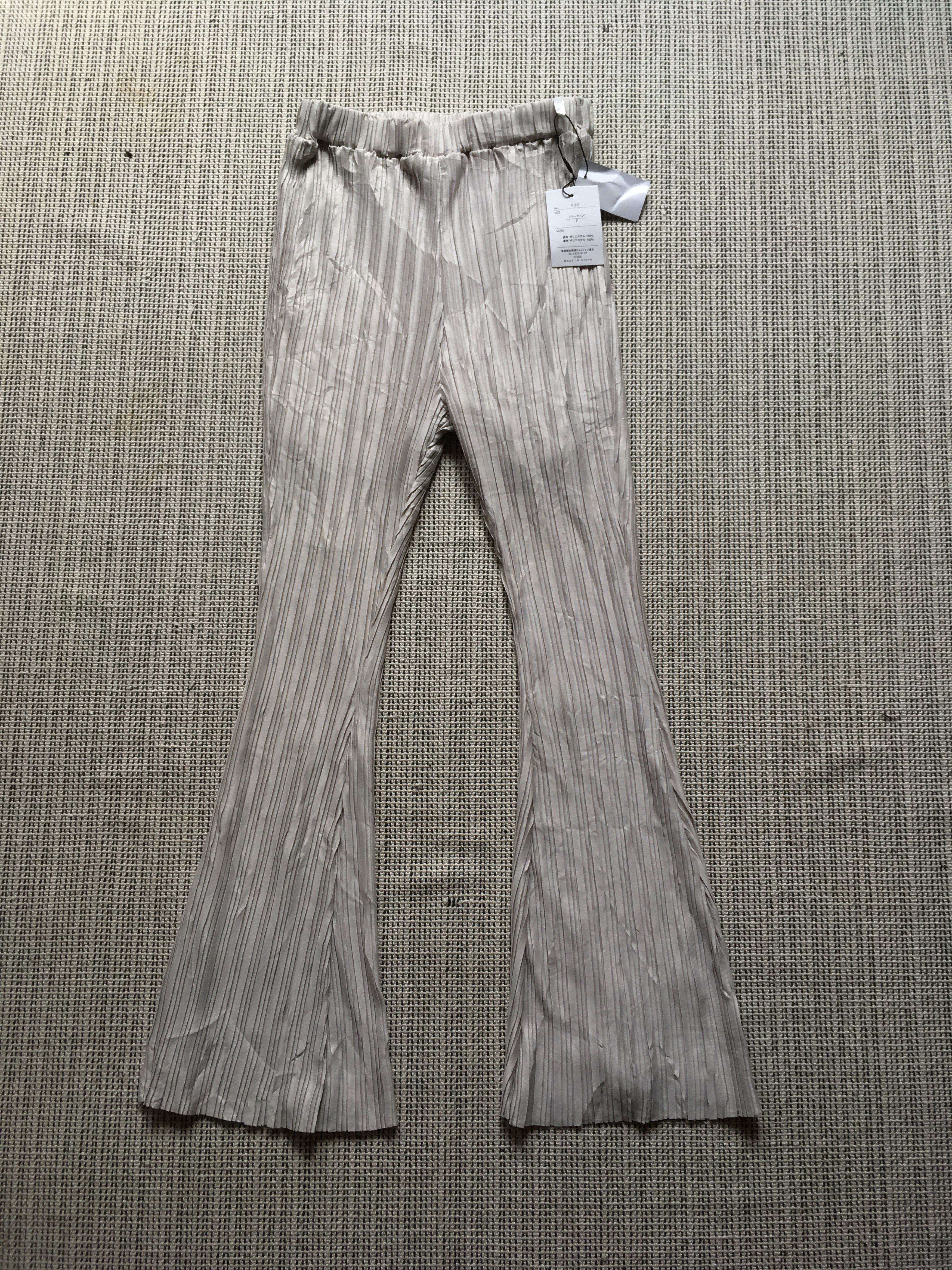 Rare GRL Pleated Pants