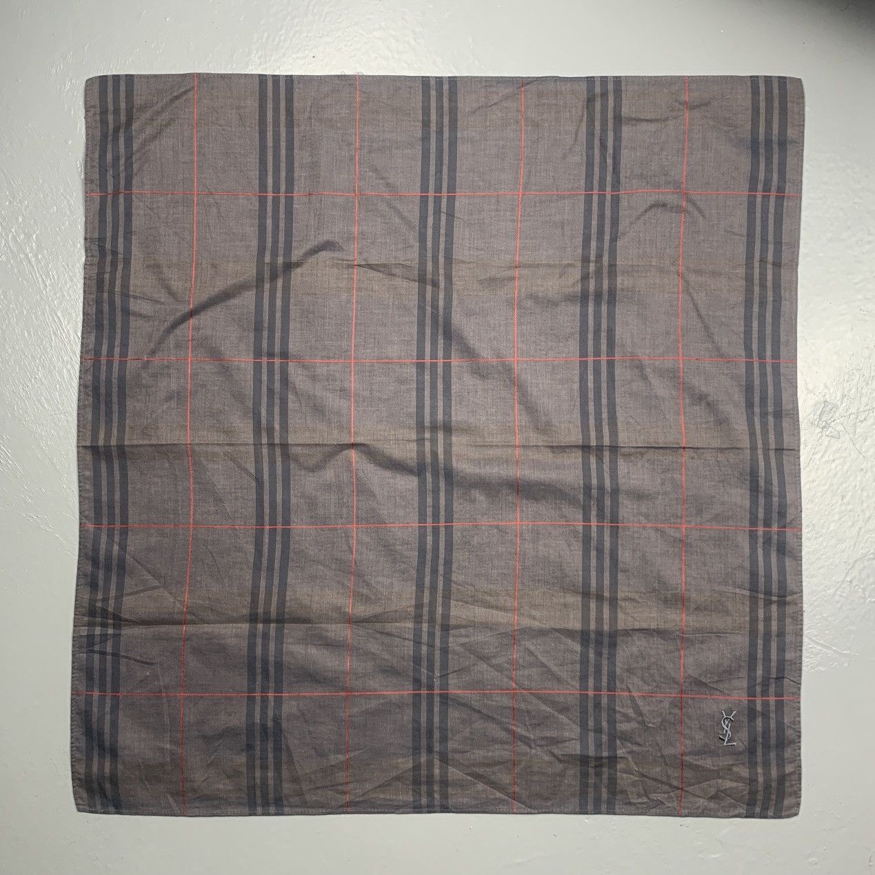 Yves Saint Laurent Yves Saint Laurent Handkerchief / Bandana Size ONE SIZE - 2 Thumbnail