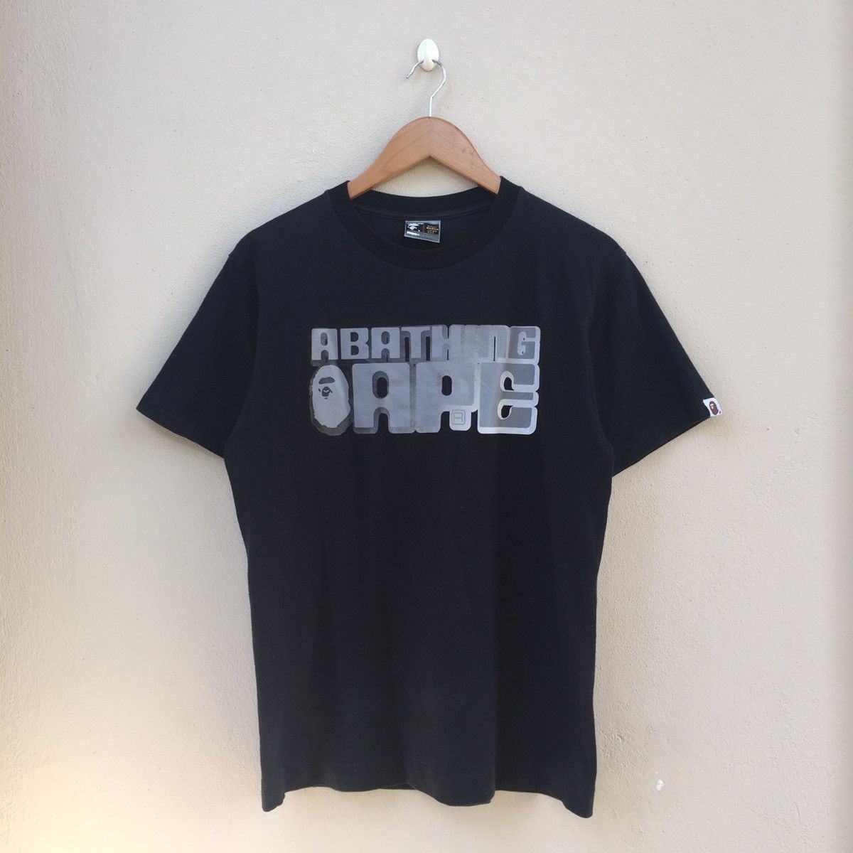 Bape × Vintage Bathing Ape Tee Size US M / EU 48-50 / 2 - 1 Thumbnail