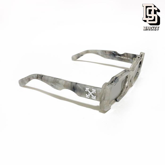 Off-White c/o Virgil Abloh Cady Sunglasses in Grey