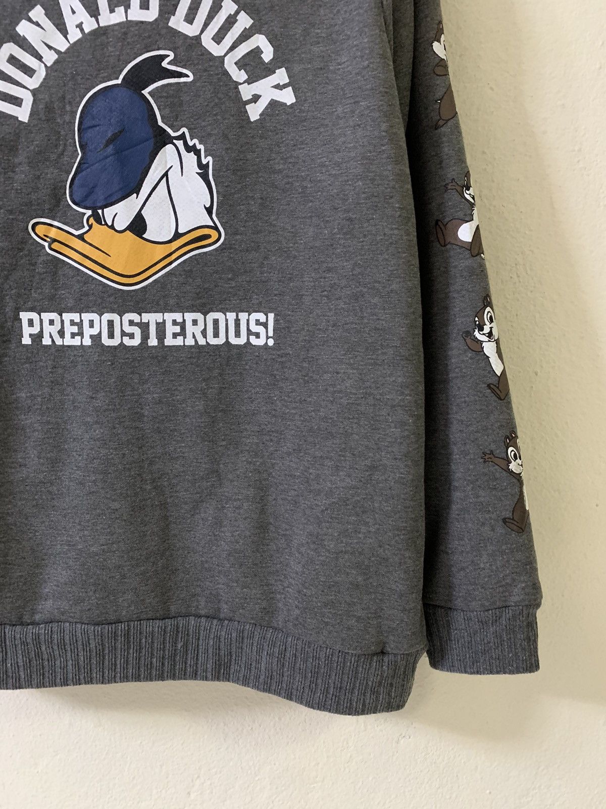 Cartoon Network Disney chip & Dale Donald Duck Hoodie Size US M / EU 48-50 / 2 - 10 Thumbnail