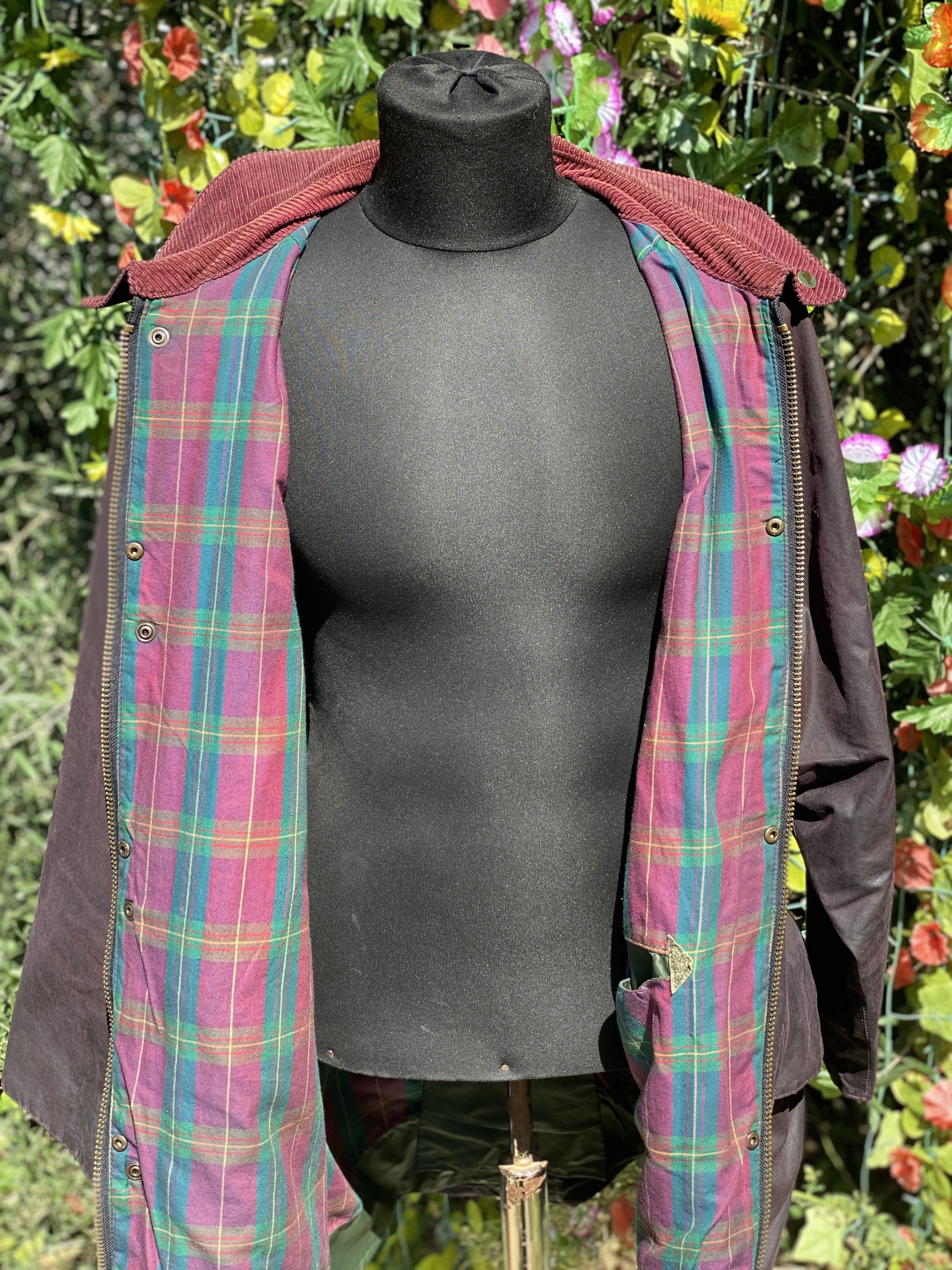 Belstaff Rare BELSTAFF PURPLE EDITION Waxed Motor Size XL Windproof Size US XL / EU 56 / 4 - 11 Thumbnail