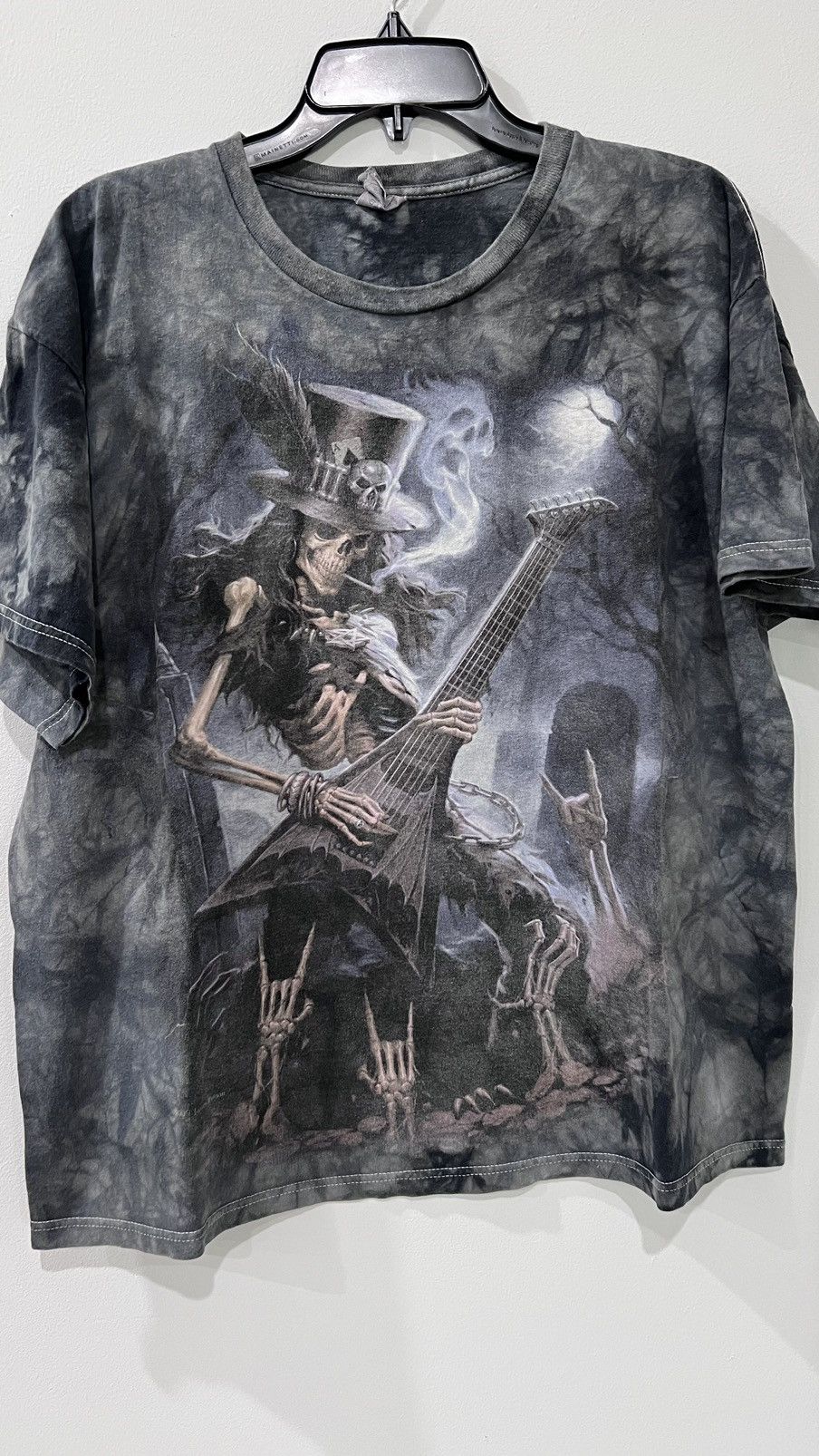 Band Tees Skull Guitar Player Tie Dye Tee Delta Tag Size XL Size US XL / EU 56 / 4 - 1 Thumbnail